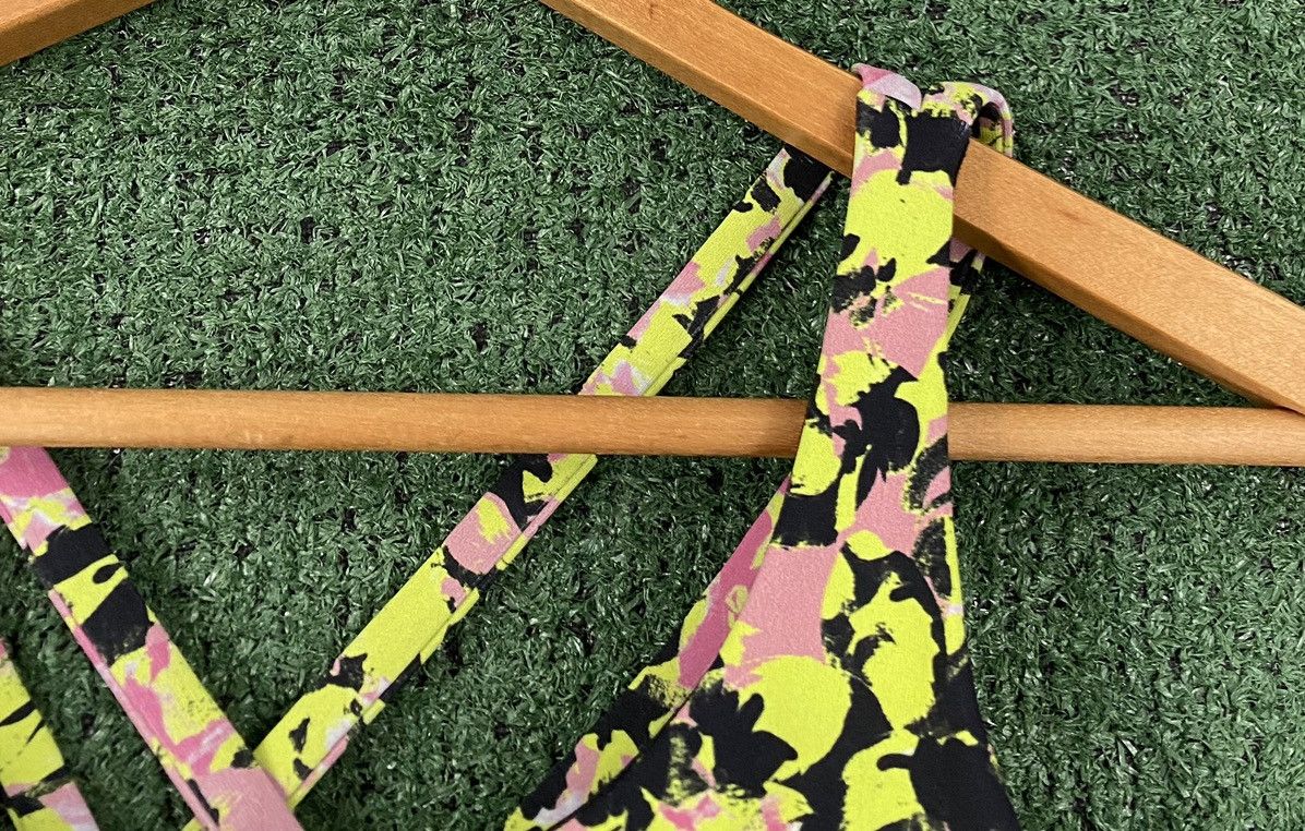 Lululemon Lululemon Energy Sports Bra Inflect Floral Women’s SZ 6 Size M / US 6-8 / IT 42-44 - 3 Thumbnail