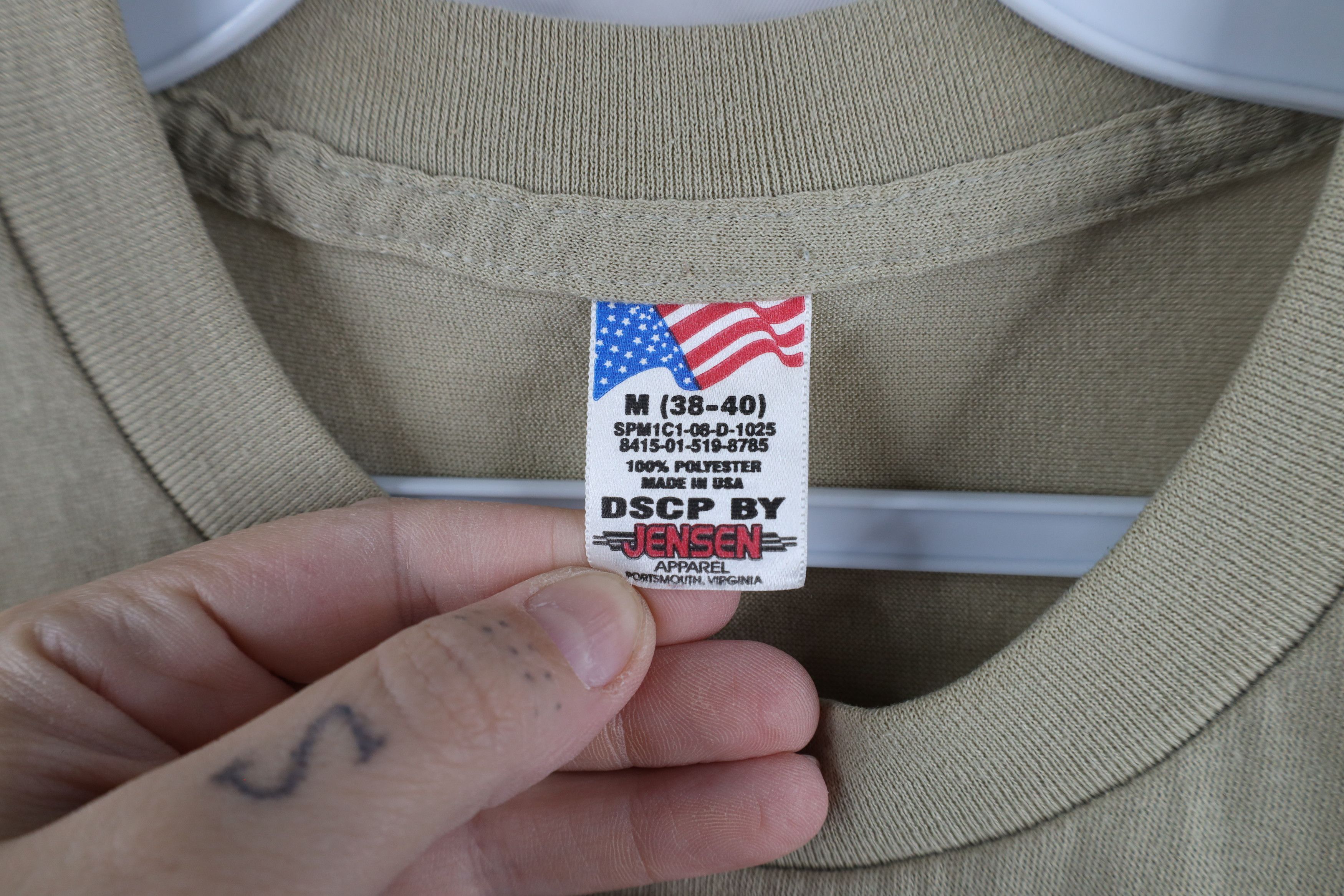 Vintage Vintage 90s Streetwear Knit Short Sleeve T-Shirt Beige USA Size US M / EU 48-50 / 2 - 6 Thumbnail