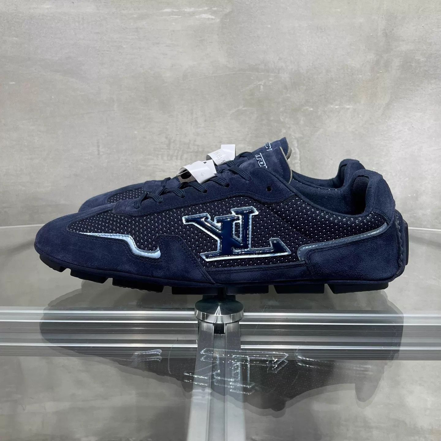 Louis Vuitton LV Rally Blue Training Shoe UK9 BNIB Size US 10 / EU 43 - 3 Thumbnail