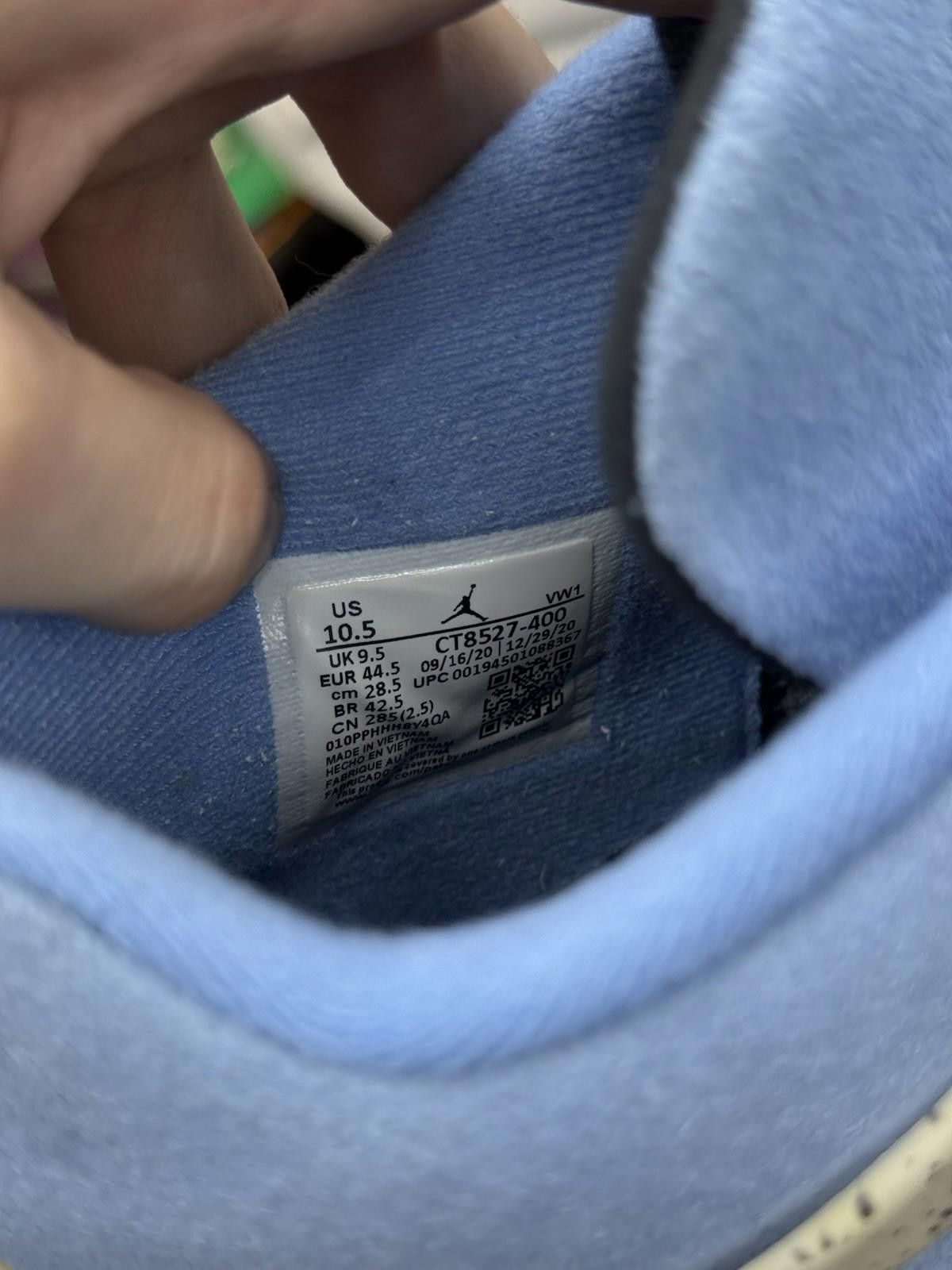 Jordan Brand Size 10.5 - Air Jordan 4 Retro University Blue/Black UNC Size US 10.5 / EU 43-44 - 11 Thumbnail