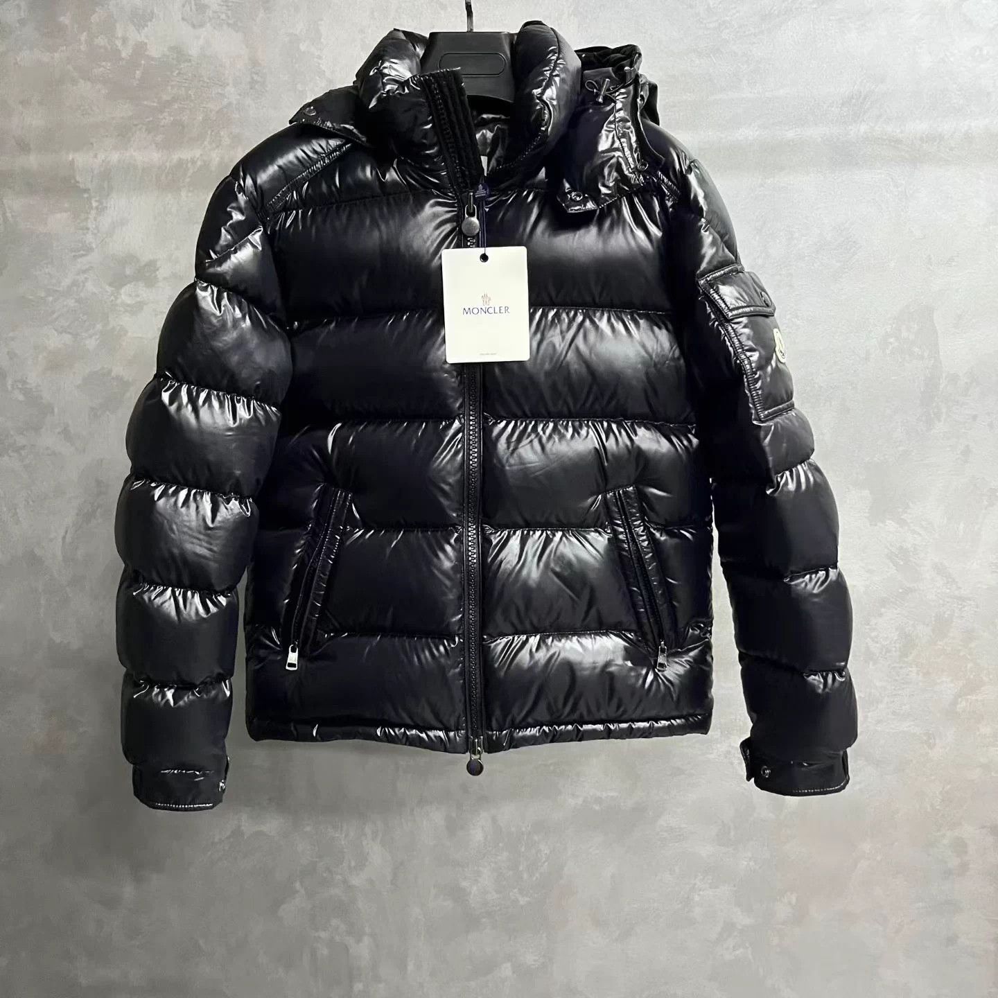 Moncler Moncler Ski Down Short Hooded Solid Waterproof High Street Size S / US 4 / IT 40 - 1 Thumbnail
