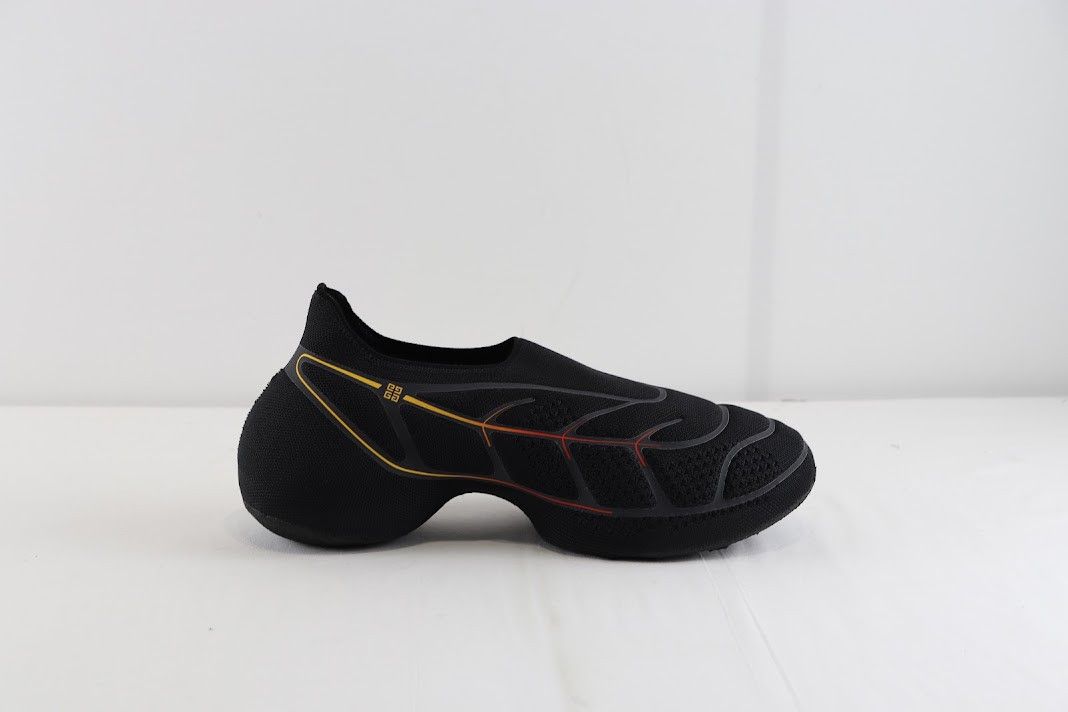 Givenchy o1rshd1 TK-360 Plus Sneaker in Black Size US 11 / EU 44 - 4 Thumbnail
