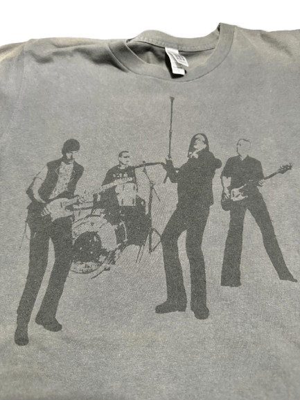 American Apparel × Band Tees Vintage U2 Vertigo 2006 AU, NZ, Japan & Hawaii Tour T-Shirt Size US S / EU 44-46 / 1 - 3 Thumbnail