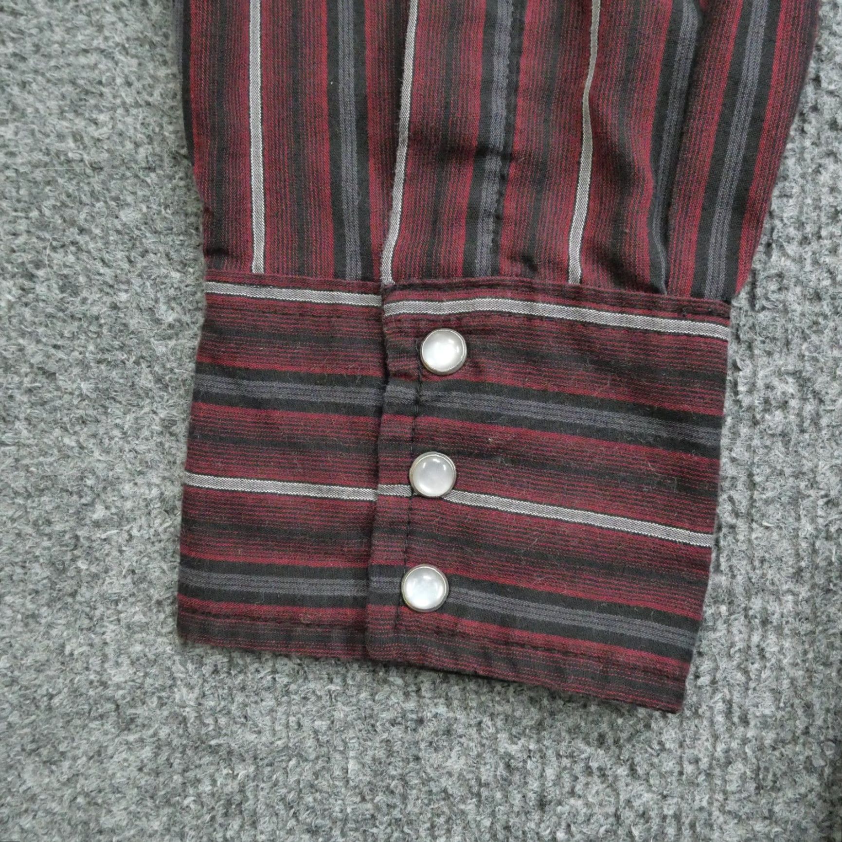 Vintage VINTAGE Bit & Bridle Shirt Mens L Red Maroon Pearl Snap Long Sleeve Western Country Size US L / EU 52-54 / 3 - 2 Thumbnail