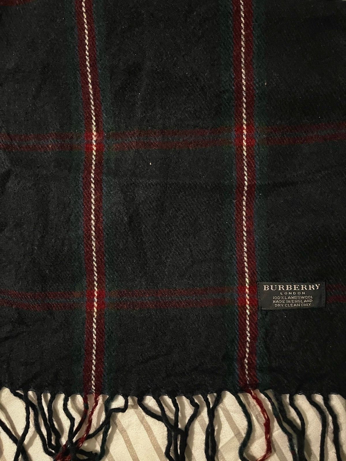 Burberry Burberry London Made in England Lambswool Tartan Scarf Size ONE SIZE - 4 Thumbnail