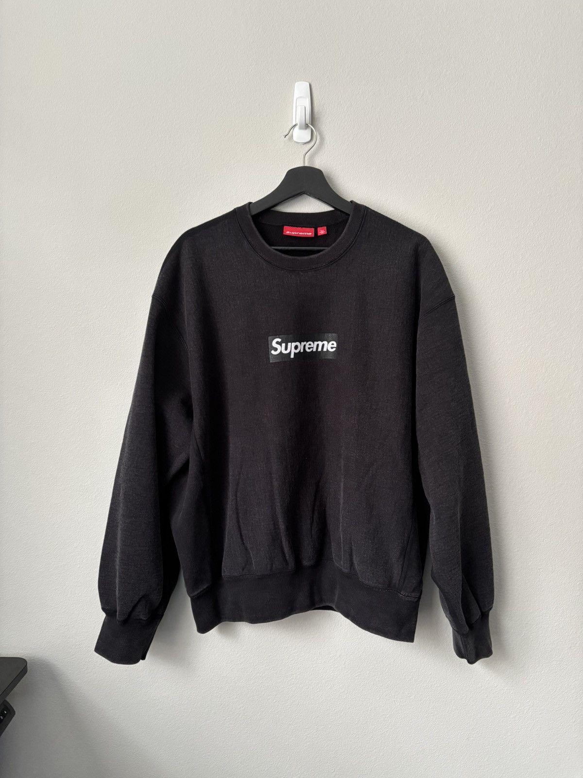 Supreme Supreme Washed Box Logo Crewneck (FW25) Size US L / EU 52-54 / 3 - 2 Thumbnail