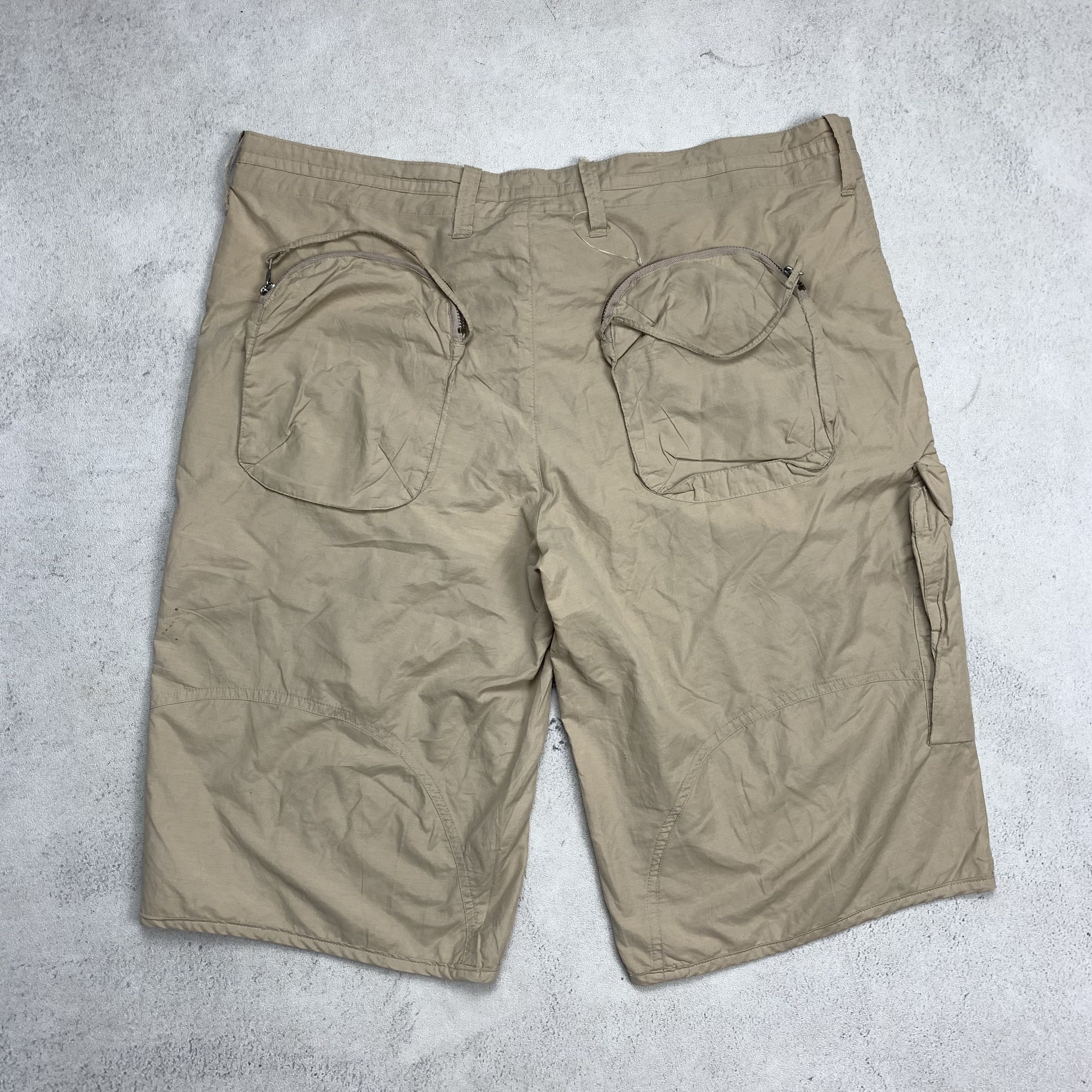 Armani Exchange Armani Exchange Shorts Cargo Pants Size US 36 / EU 52 - 7 Thumbnail