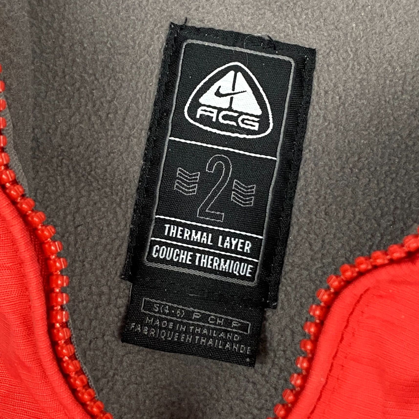 Nike ACG VINTAGE Nike ACG Hooded Jacket Womens S Red Storm 90s Windbreaker Full Zip Therma Fit Logo Accents Weather Nylon Old School Size S / US 4 / IT 40 - 3 Thumbnail