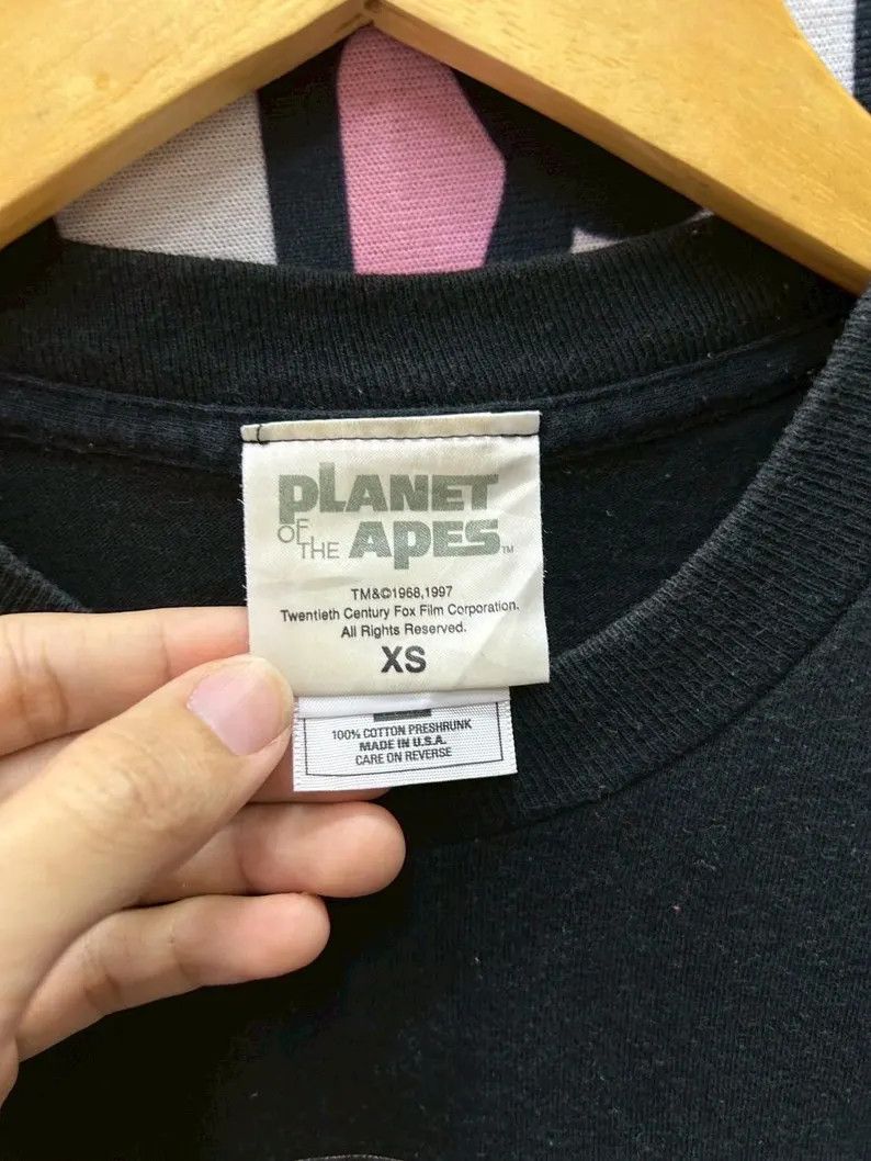 Vintage Vintage 1998 Planet Of The Apes Movie tshirt size XS Size US XS / EU 42 / 0 - 4 Thumbnail