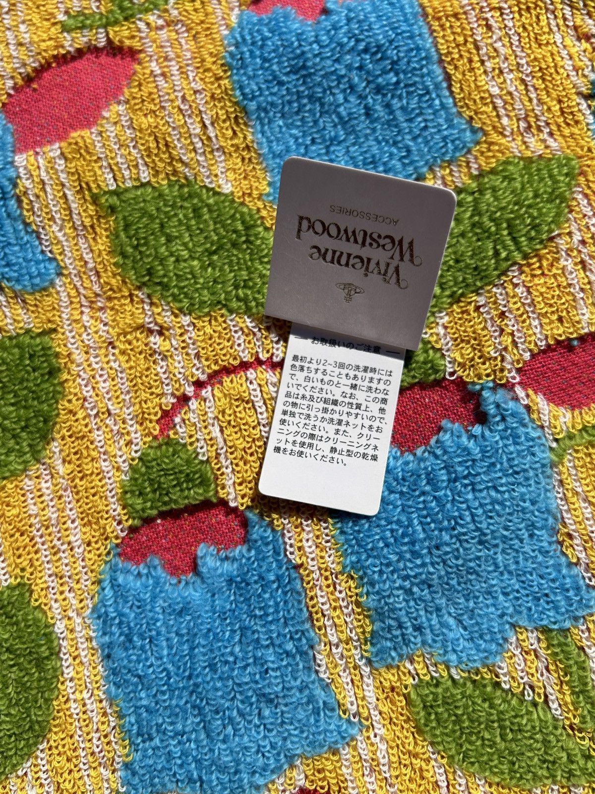Vivienne Westwood BNWT Vivienne Westwood Floral Mini Hand Towel Handkerchief Size ONE SIZE - 4 Thumbnail