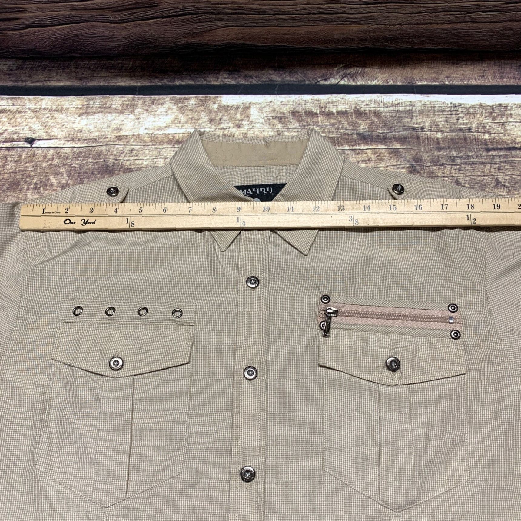 Vintage MAHRU Mens Long Sleeve Shirt Large Button-Down Light Brown Zipper Pocket Shirt Mens L Brown Button-Up 90s? Size US L / EU 52-54 / 3 - 3 Thumbnail