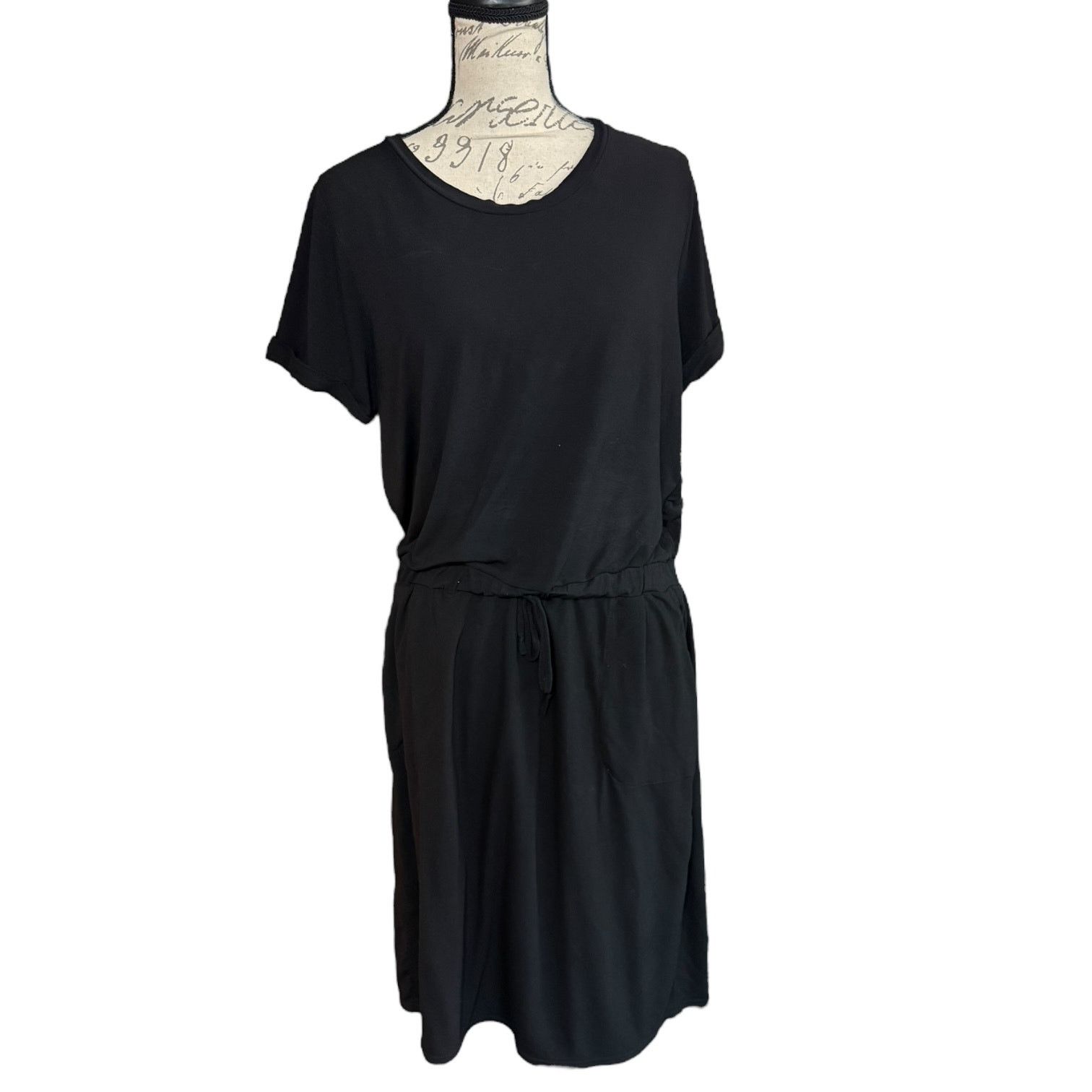 32 Degrees Cool Black Elastic Waist Dress