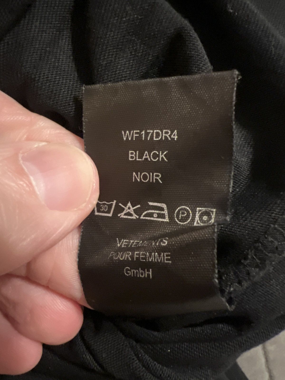 Vetements Vetements 2017 Layer Metal Shirt Size US L / EU 52-54 / 3 - 11 Thumbnail