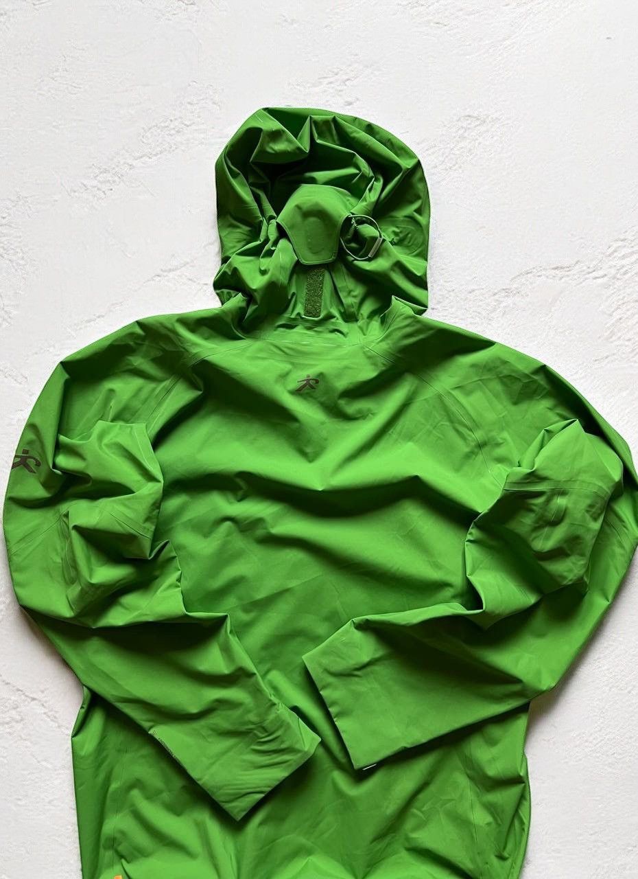 Goretex × Patagonia R’ADYS WINDBREAKER WATERPROOF JACKET OUTDOOR GREEN SWISS Size US L / EU 52-54 / 3 - 2 Thumbnail