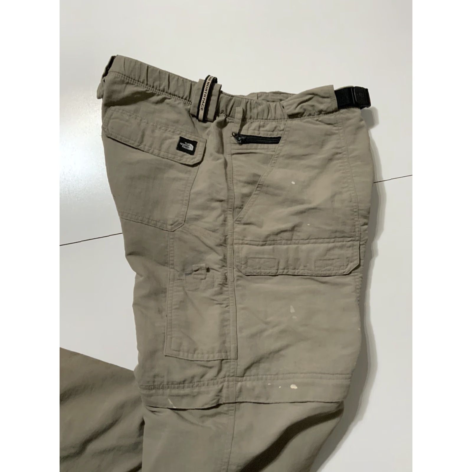 The North Face VINTAGE The North Face 2 In 1 Cargo Bel ted Khaki Hiking Pants Shorts Sz. S Men Cargo Hiking Pants Shorts Beige Belted 90s Mens Size US 29 - 6 Thumbnail