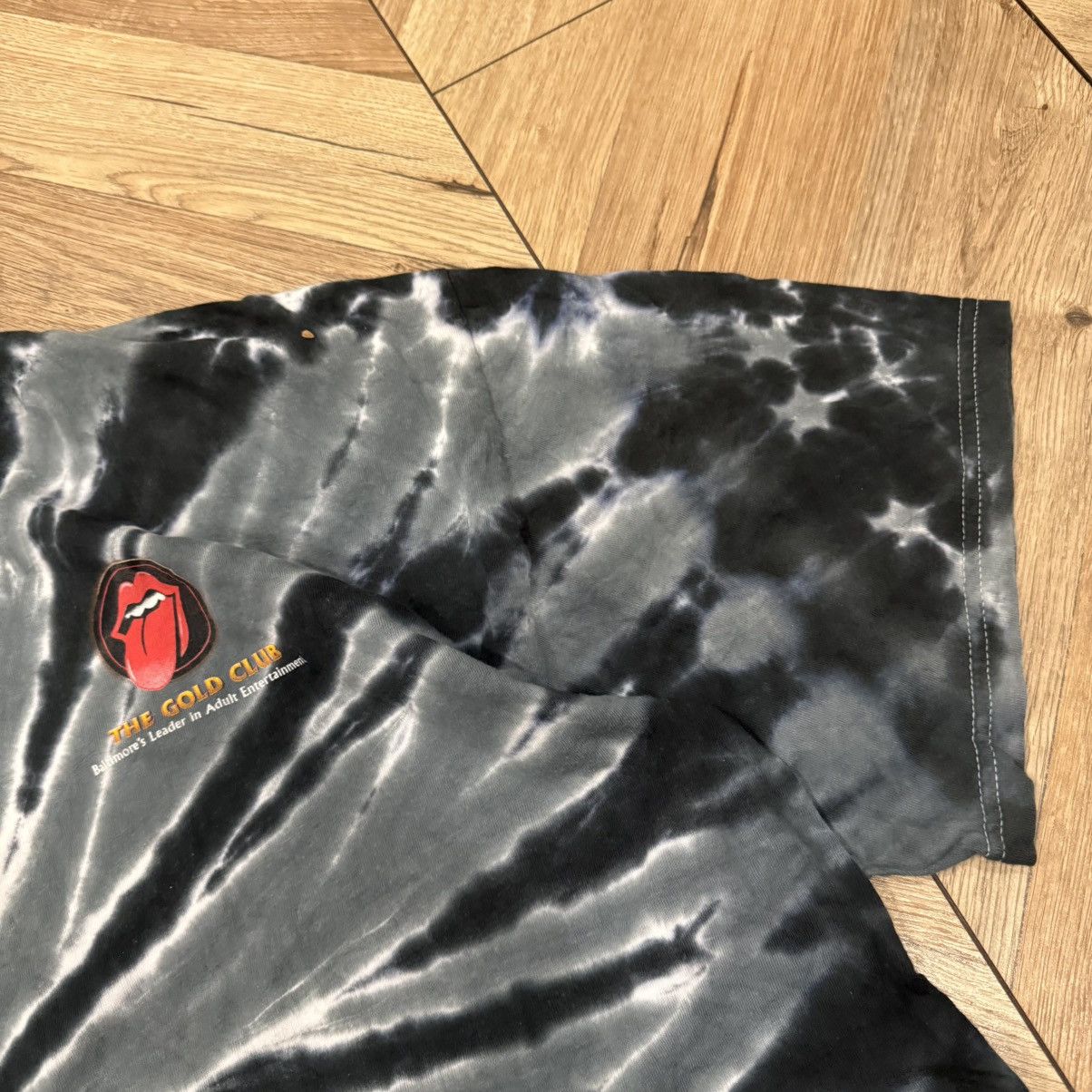 The Rolling Stones Vintage The Rolling Stones 1998 World Tour Gold Logo 90s Tee Size US XL / EU 56 / 4 - 11 Thumbnail