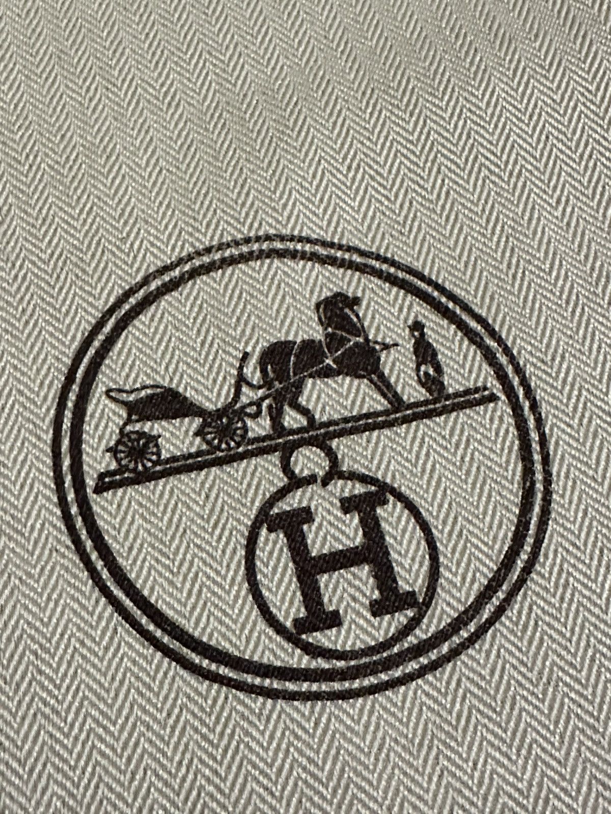 Hermes Hermes Chevron Pattern Herringbone Dust Bag Medium 21x45 cm Size ONE SIZE - 3 Thumbnail