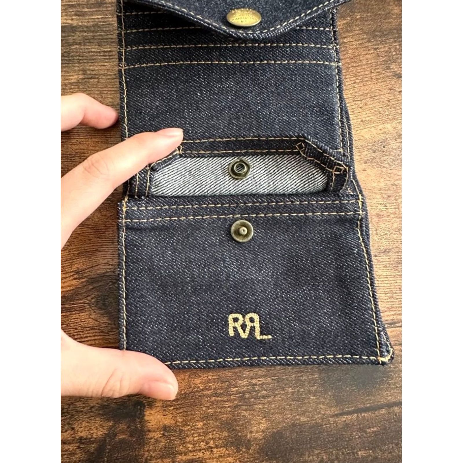 Ralph Lauren RRL RALPH LAUREN INDIGO DENIM SNAP BIFOLD WALLET MEN USED ORIGINAL BOX Size ONE SIZE - 4 Thumbnail