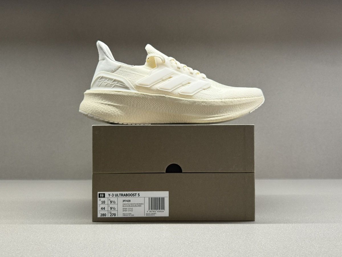 Y-3 Adidas Y-3 Ultra Boost 5 Off White Wonder White Size US 10 / EU 43 - 4 Thumbnail