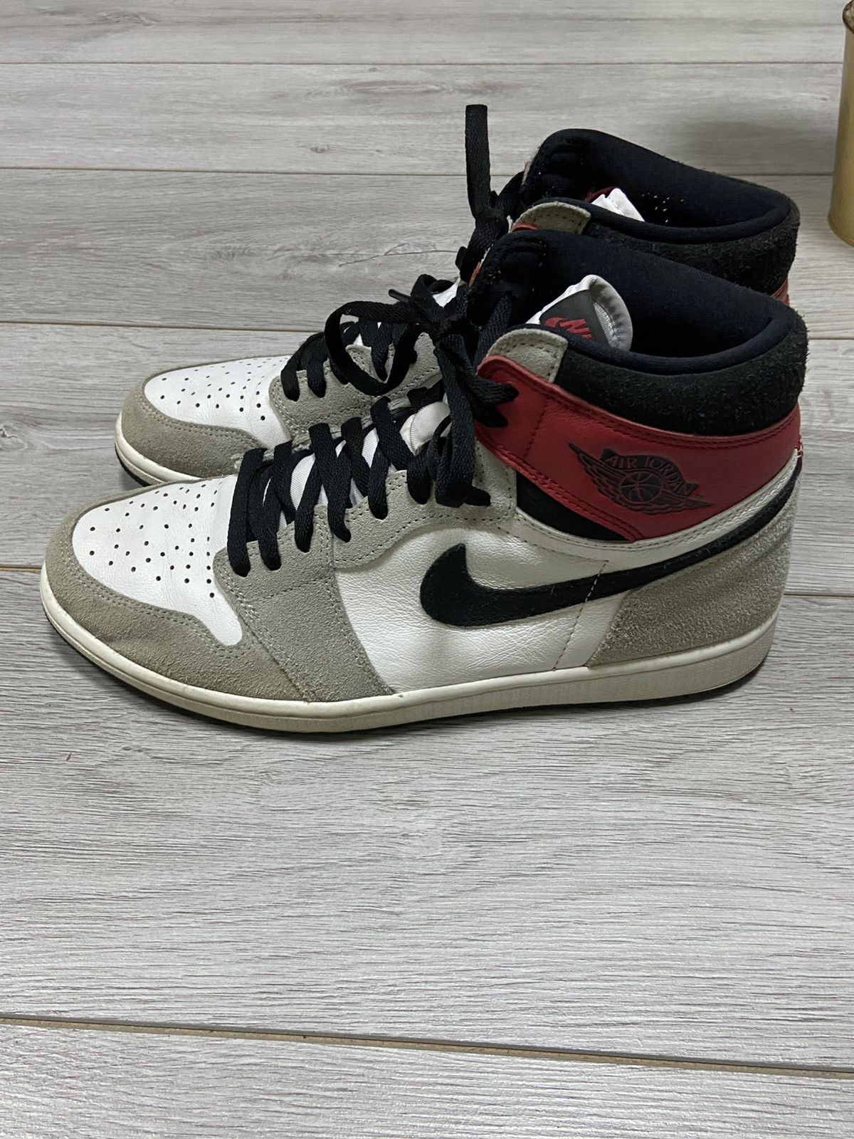 Jordan Brand Air Jordan 1 smoke grey high sneakers OG Size US 12 / EU 45 - 7 Thumbnail