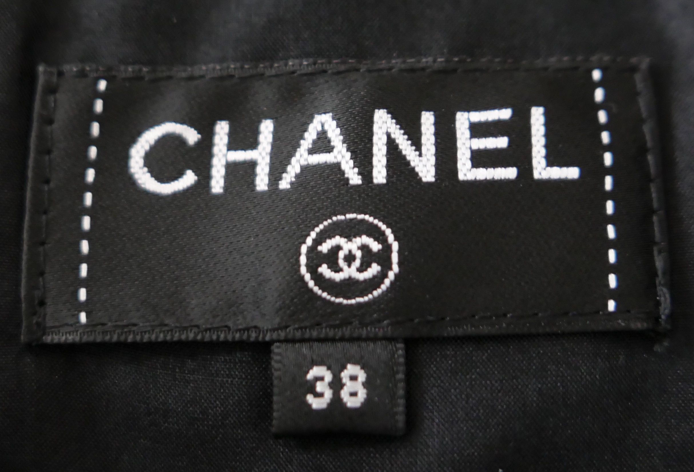 Chanel Chanel Fall 2017 Chunky Fantasy Tweed Pencil Skirt Size 27" / US 4 / IT 40 - 8 Thumbnail