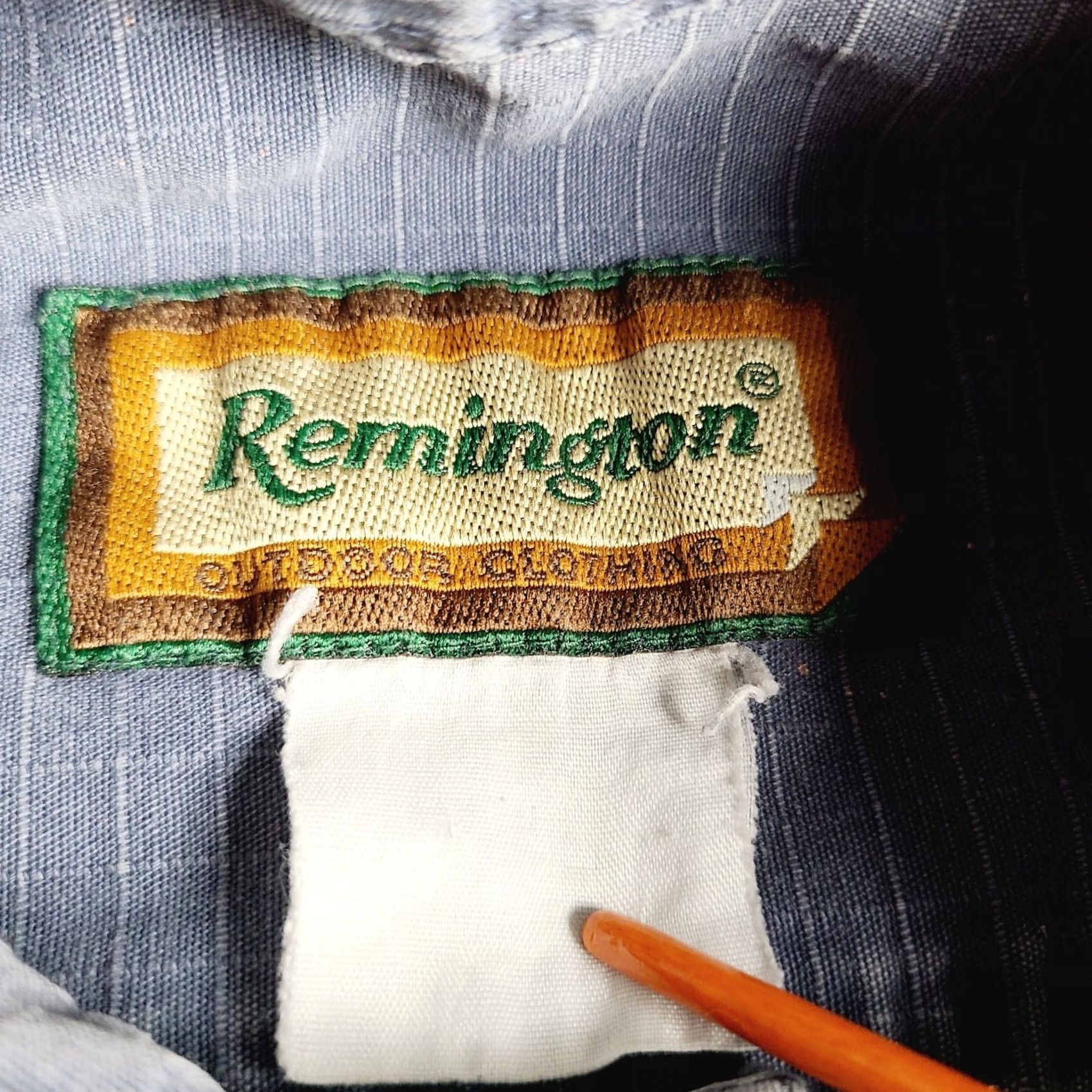 Vintage Remington Mens Shirt Short Sleeve Button Front Fishing Hunting Casual Blue Cotton Large Faded Regular Mens Size US L / EU 52-54 / 3 - 5 Thumbnail