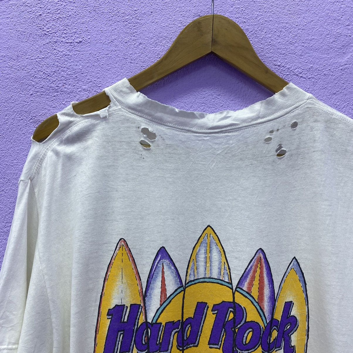 Hard Rock Cafe × Vintage Vintage Hardrock Honolulu Crazy Distressed Tee Size US L / EU 52-54 / 3 - 4 Thumbnail