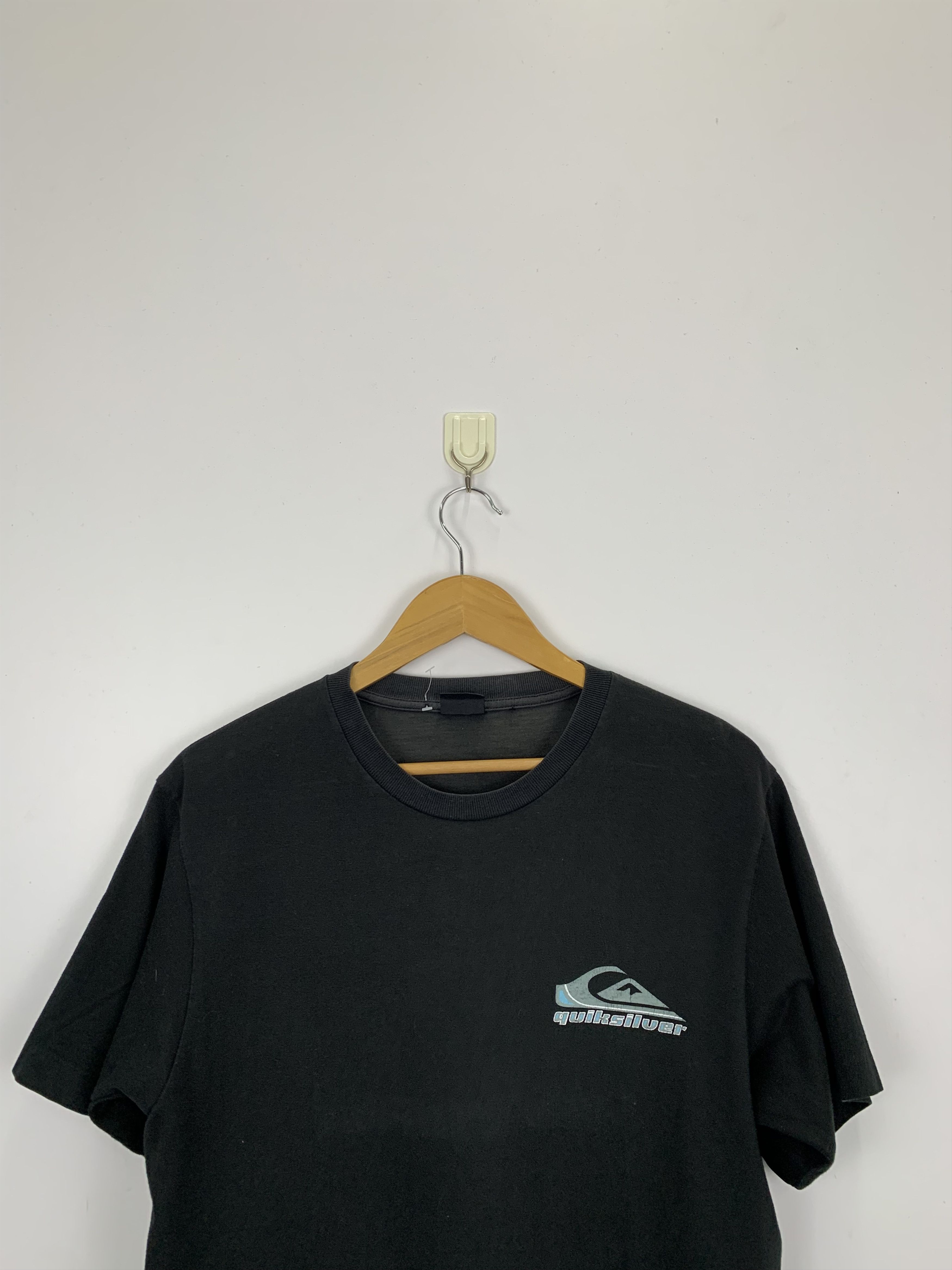 Quiksilver × Vintage Vintage 90s Quiksilver Black Tee TA0142 Size US M / EU 48-50 / 2 - 4 Thumbnail