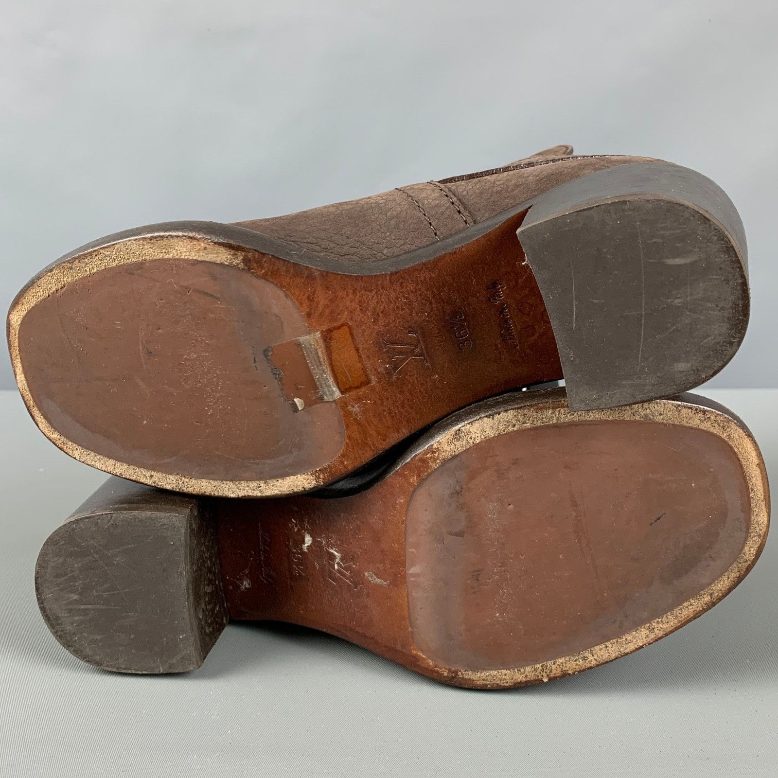 Louis Vuitton LOUIS VUITTON Brown Leather Pebble Grain Chunky Heel Boots Size US 6.5 / IT 36.5 - 6 Thumbnail