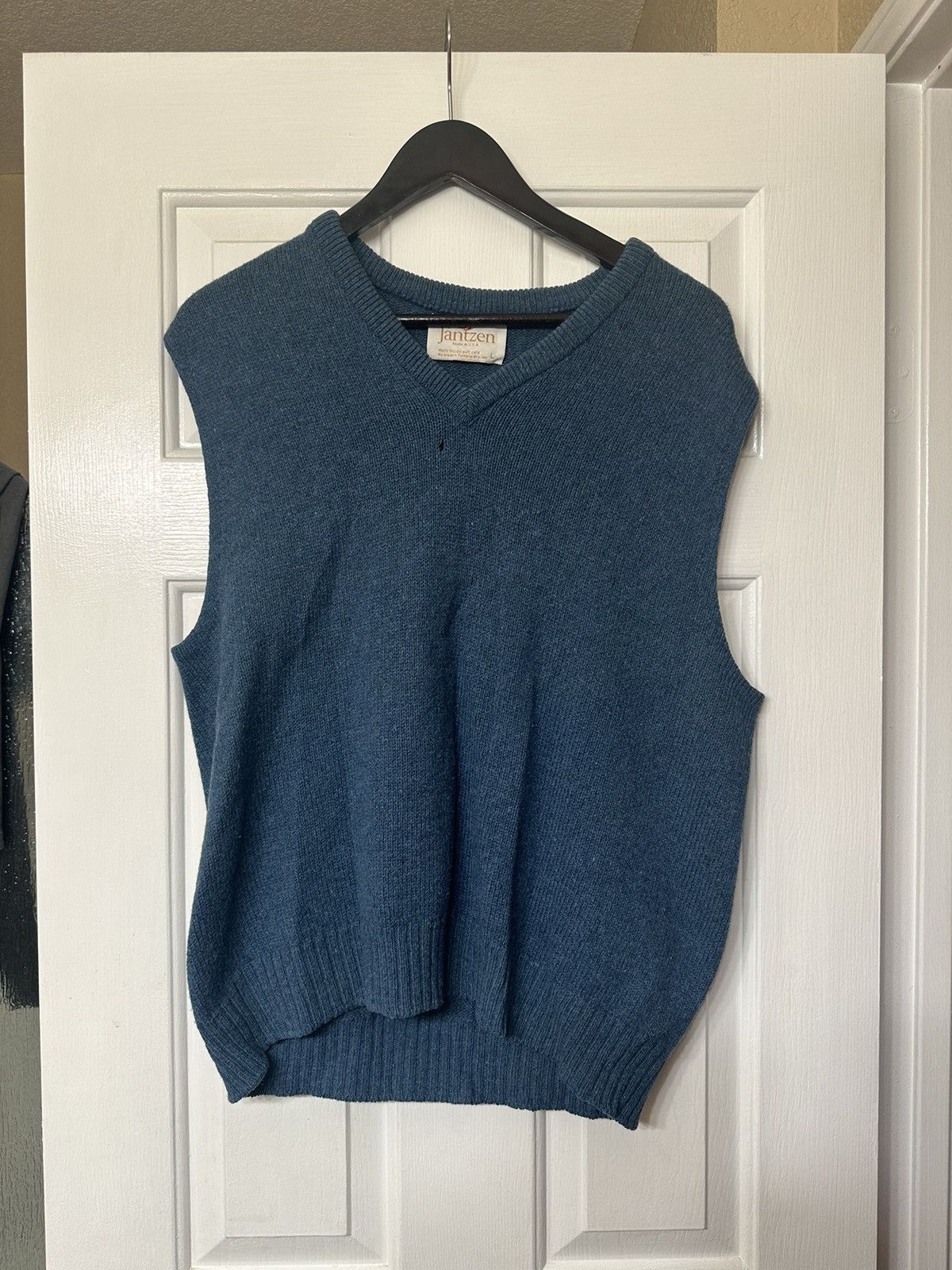 Jantzen Jantzen Vest Wool Made In USA 1980’s Size US L / EU 52-54 / 3 - 1 Thumbnail
