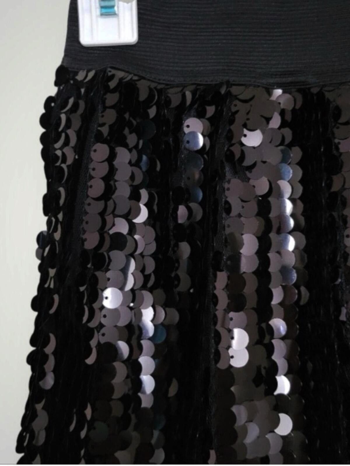 Other Pink Rose Black Sequin Skater Skirt Size 28" / US 6 / IT 42 - 3 Thumbnail