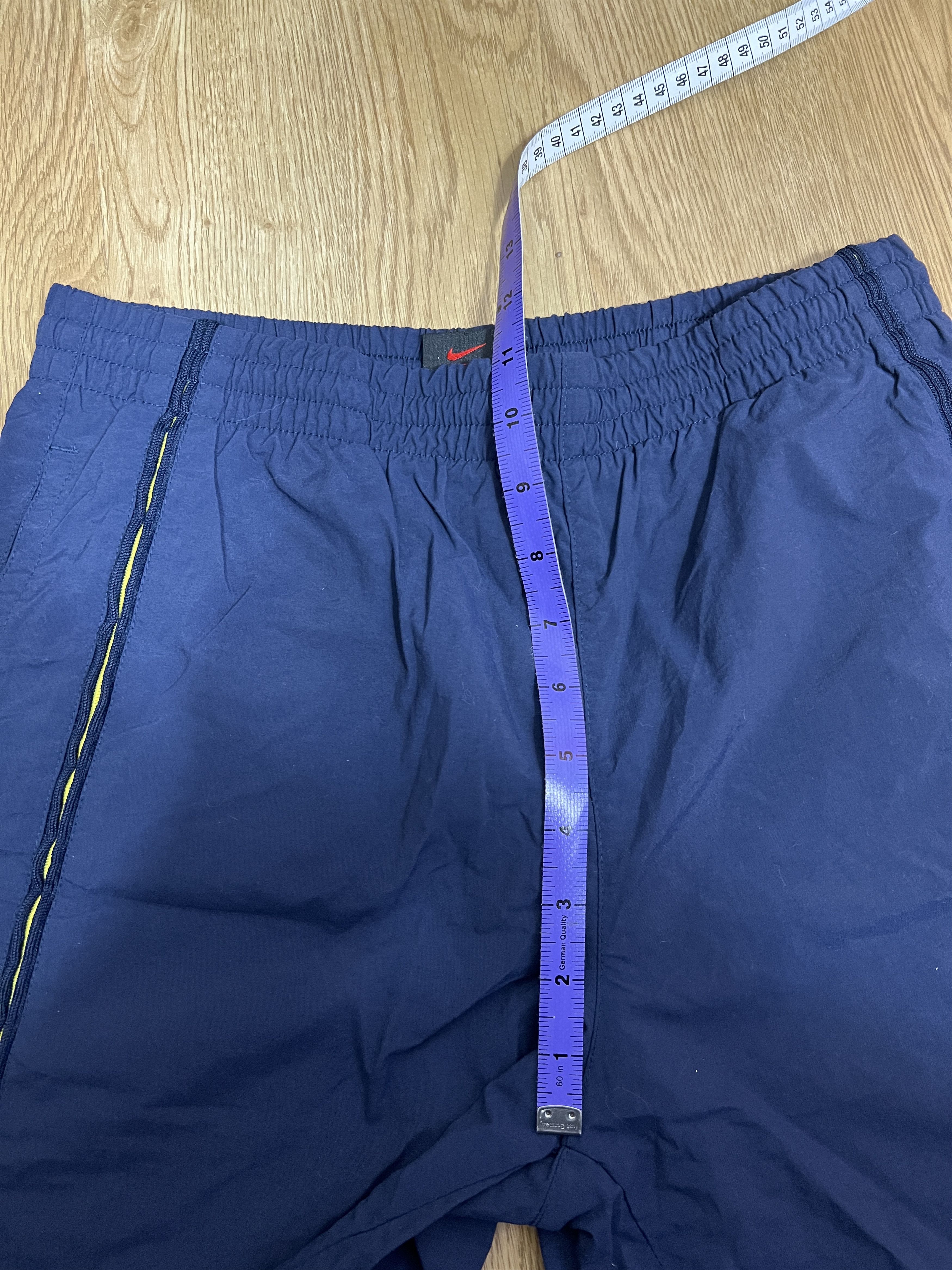 Nike × Vintage VINTAGE NIKE SWOOSH SHORTS 90S Size US 28 / EU 44 - 8 Thumbnail