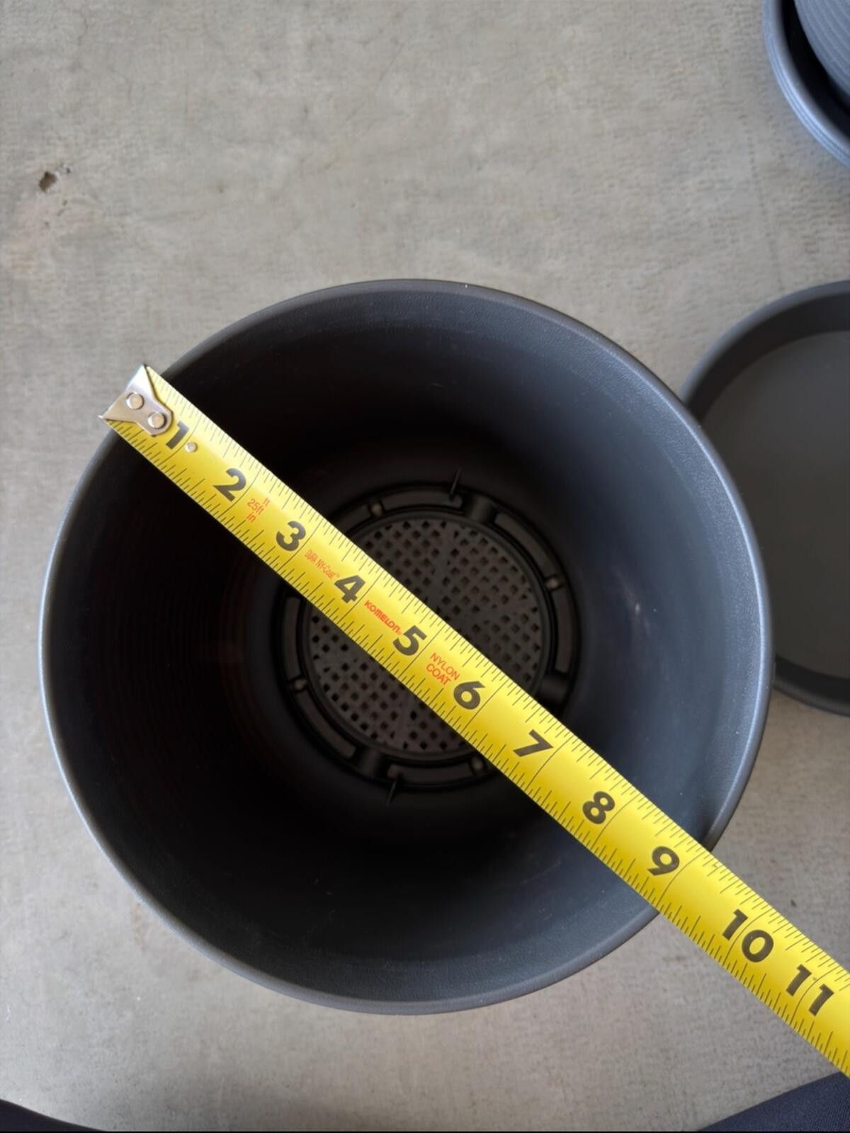 Other 9inch Plastic Plant Pots w Saucers / 12pc Set w Saucers Size ONE SIZE - 5 Thumbnail