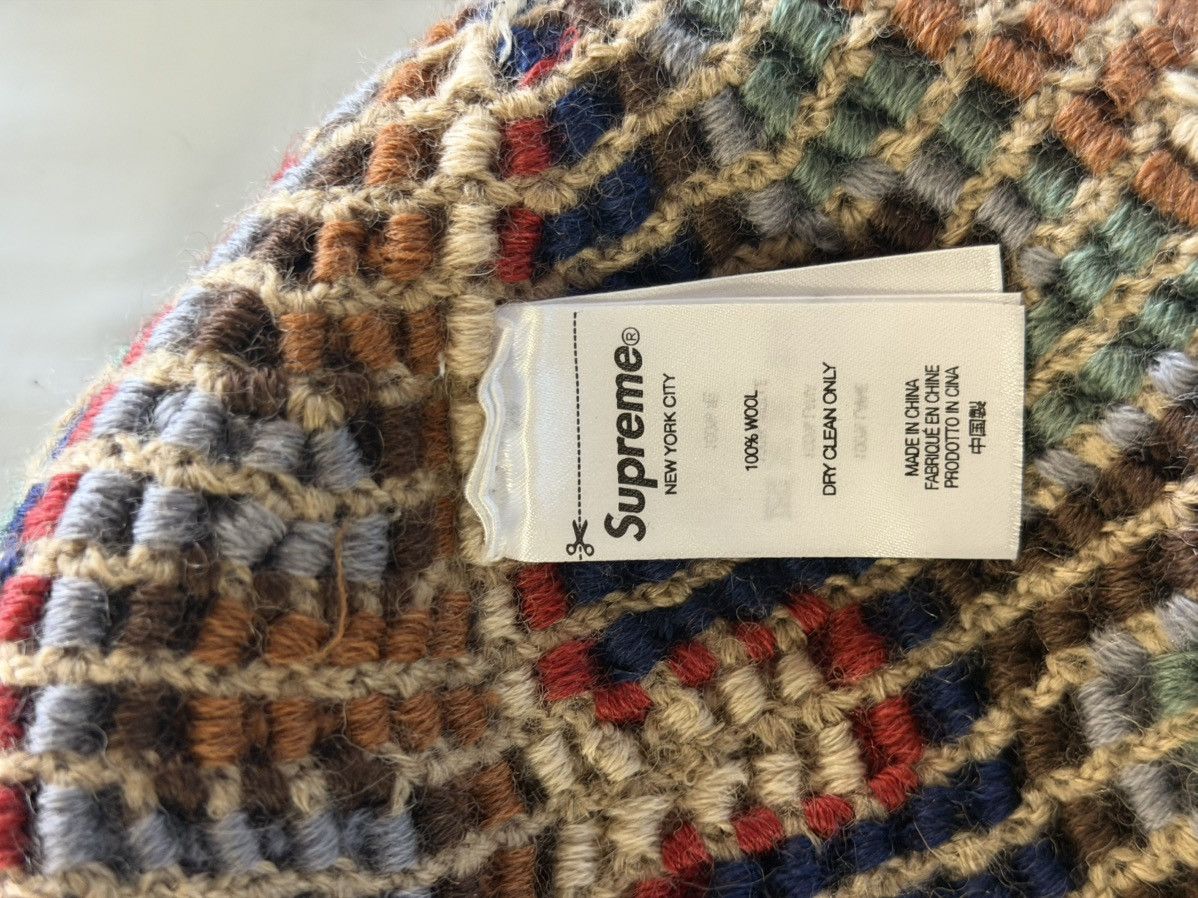 Supreme Supreme Yarn Appliqué Beanie ‘Khaki’ Size ONE SIZE - 7 Thumbnail