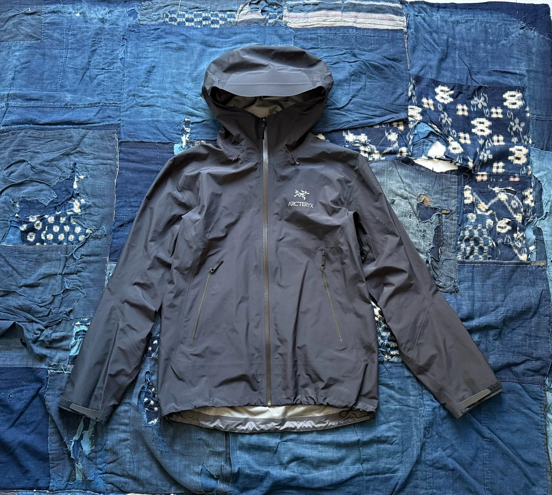 Arc'teryx Arc'teryx Beta Jacket Black L - Like New Orange Size US L / EU 52-54 / 3 - 1 Thumbnail