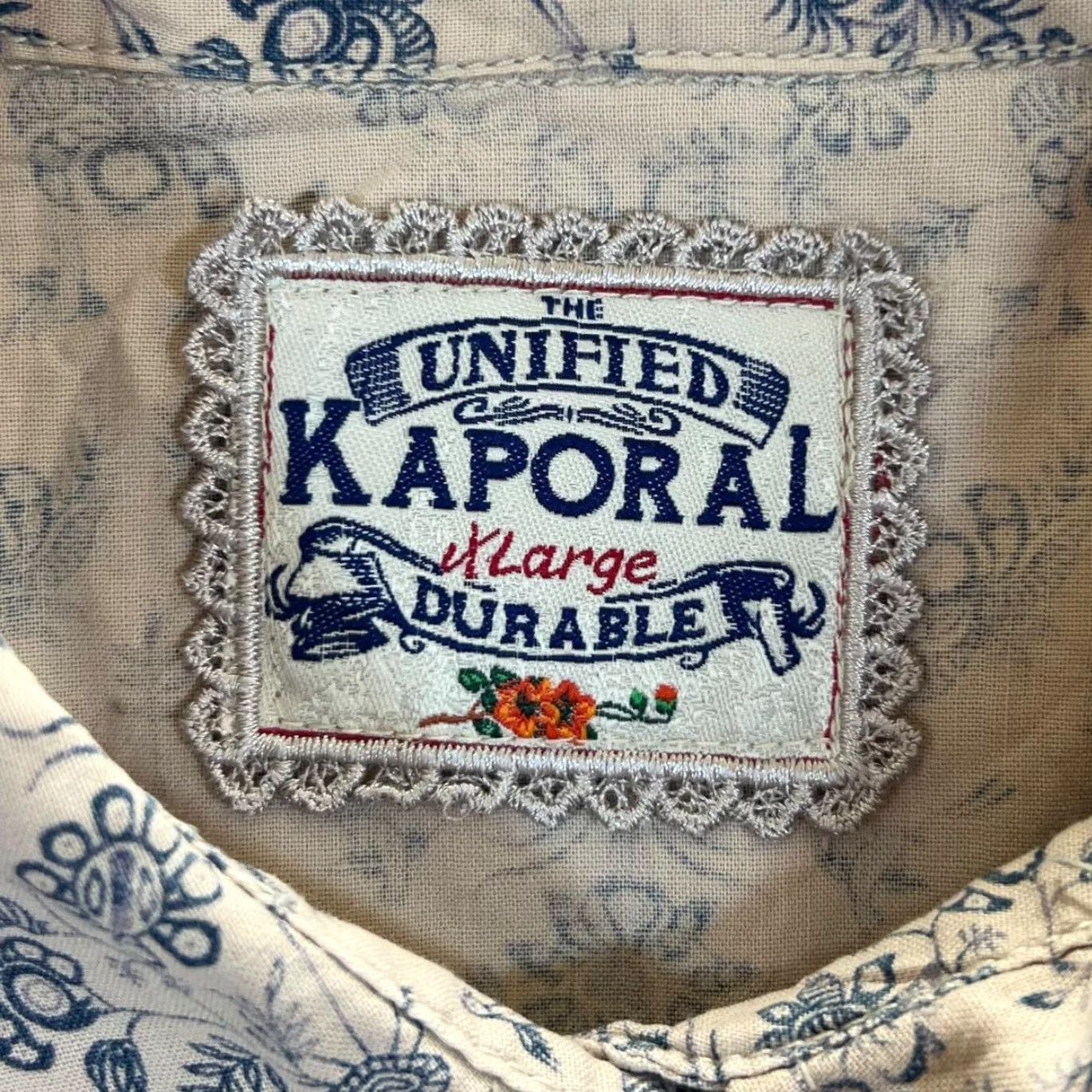 Vintage Kaporal The Unified Floral Patterned Western Long Sleeve Shirt Women's XL Beige/Blue Patterned Shirt Western Womens XL Size XL / US 12-14 / IT 48-50 - 4 Thumbnail