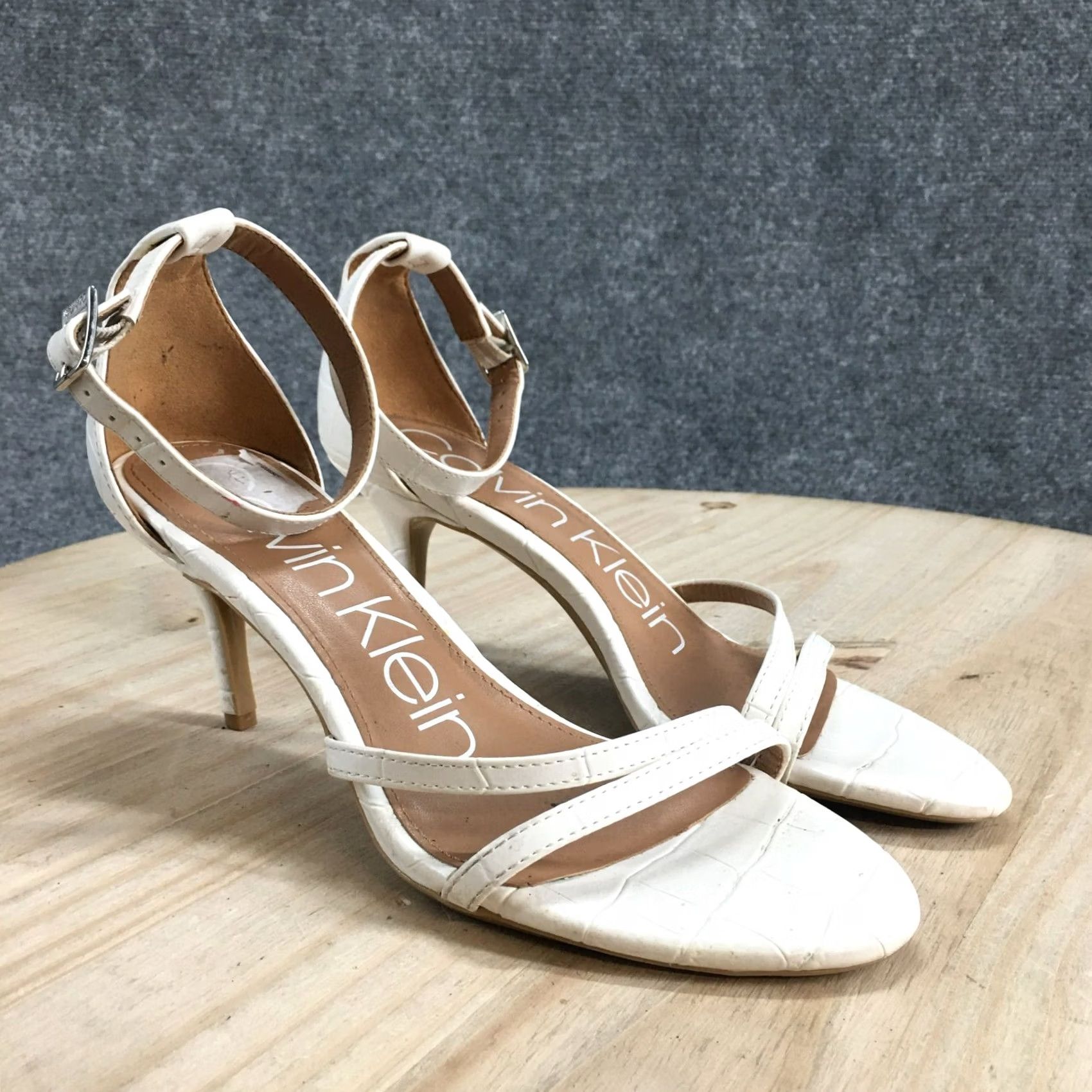 Calvin Klein Calvin Klein Sandals Womens 7 Lali Ankle Strap Pumps White Faux Leather Heeled Size US 7 / IT 37 - 5 Thumbnail