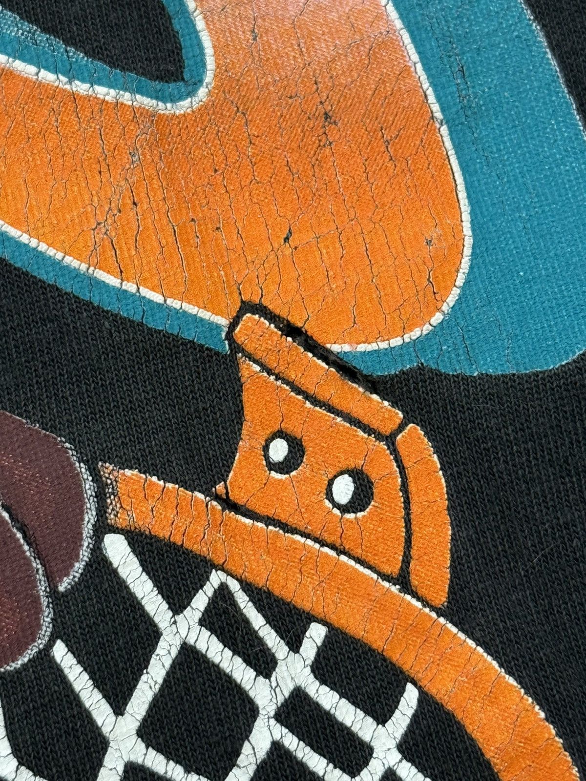 Vintage Vintage 1994 San Antonio Spurs Taz Looney Tunes Tshirt Size US XL / EU 56 / 4 - 7 Thumbnail