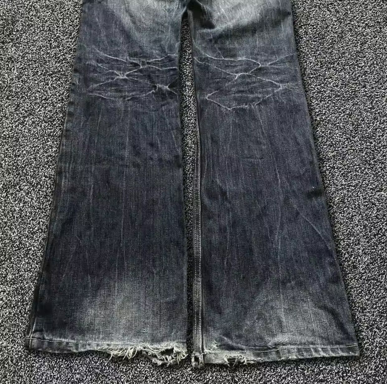 New high-waisted washed slim jeans