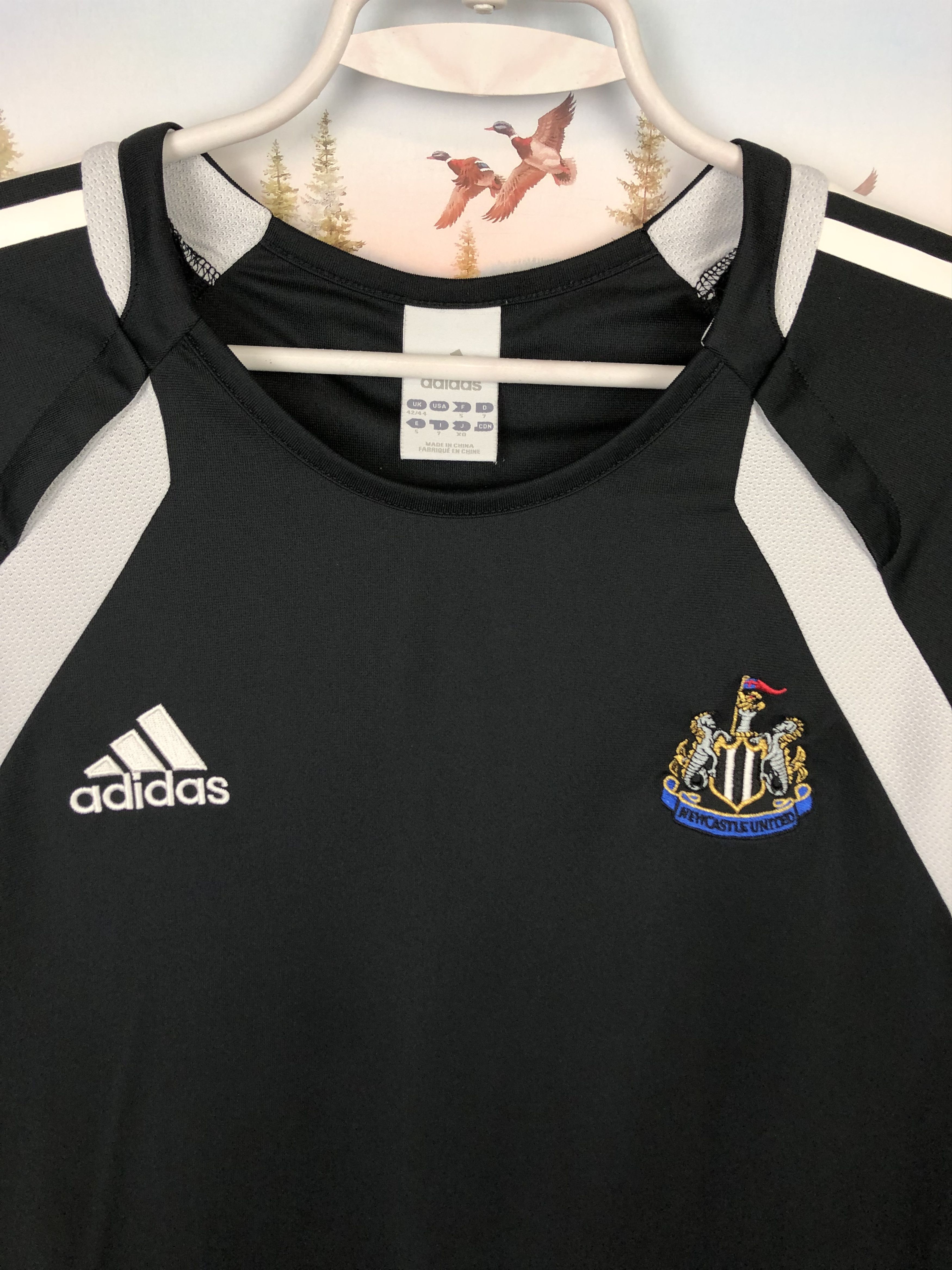 Adidas Vintage Adidas Newcastle United Football Train Jacket Size US L / EU 52-54 / 3 - 2 Thumbnail