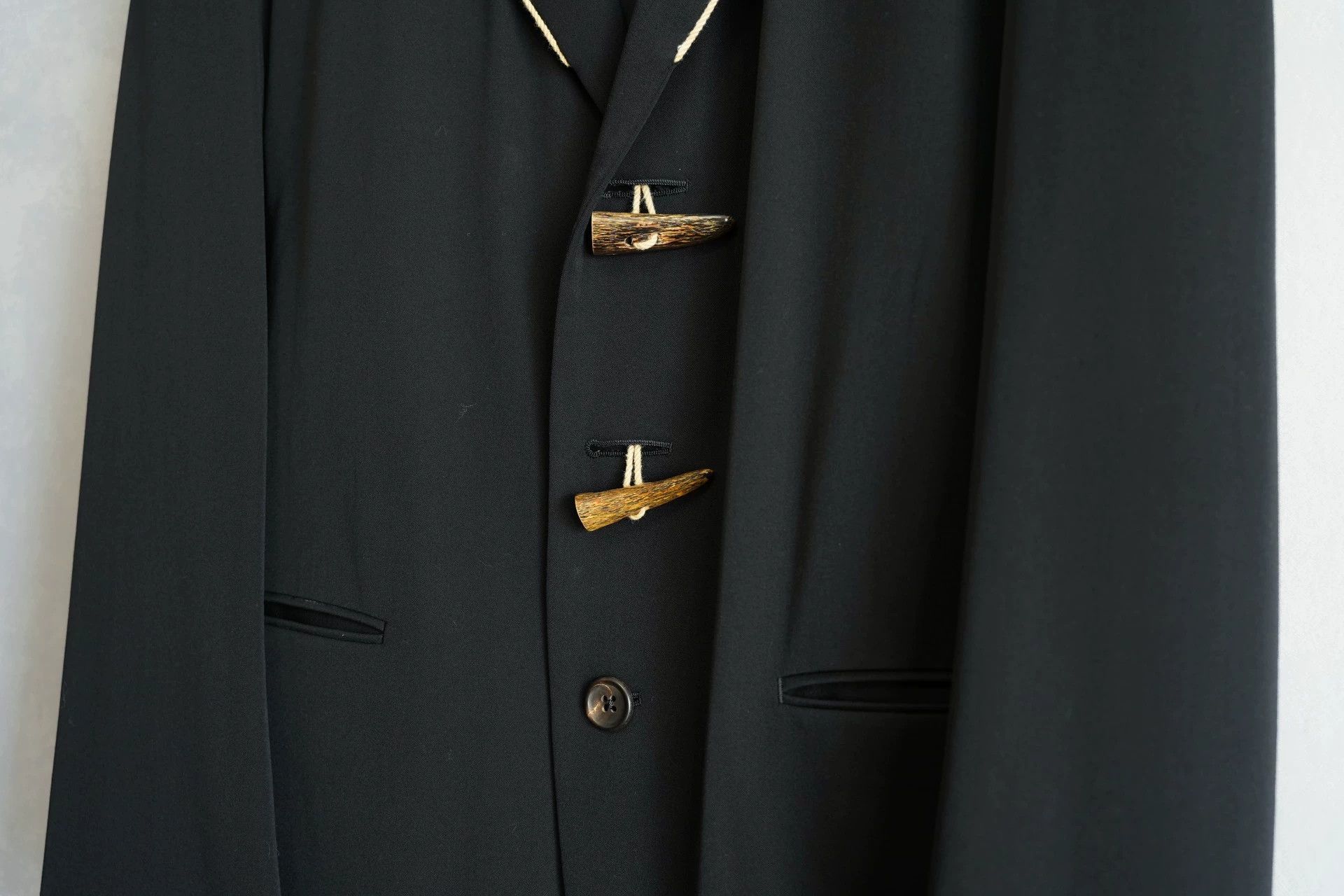 Yohji Yamamoto Yohji Yamamoto 87AW Buffalo Horn Button Black Jacket Size US M / EU 48-50 / 2 - 6 Thumbnail