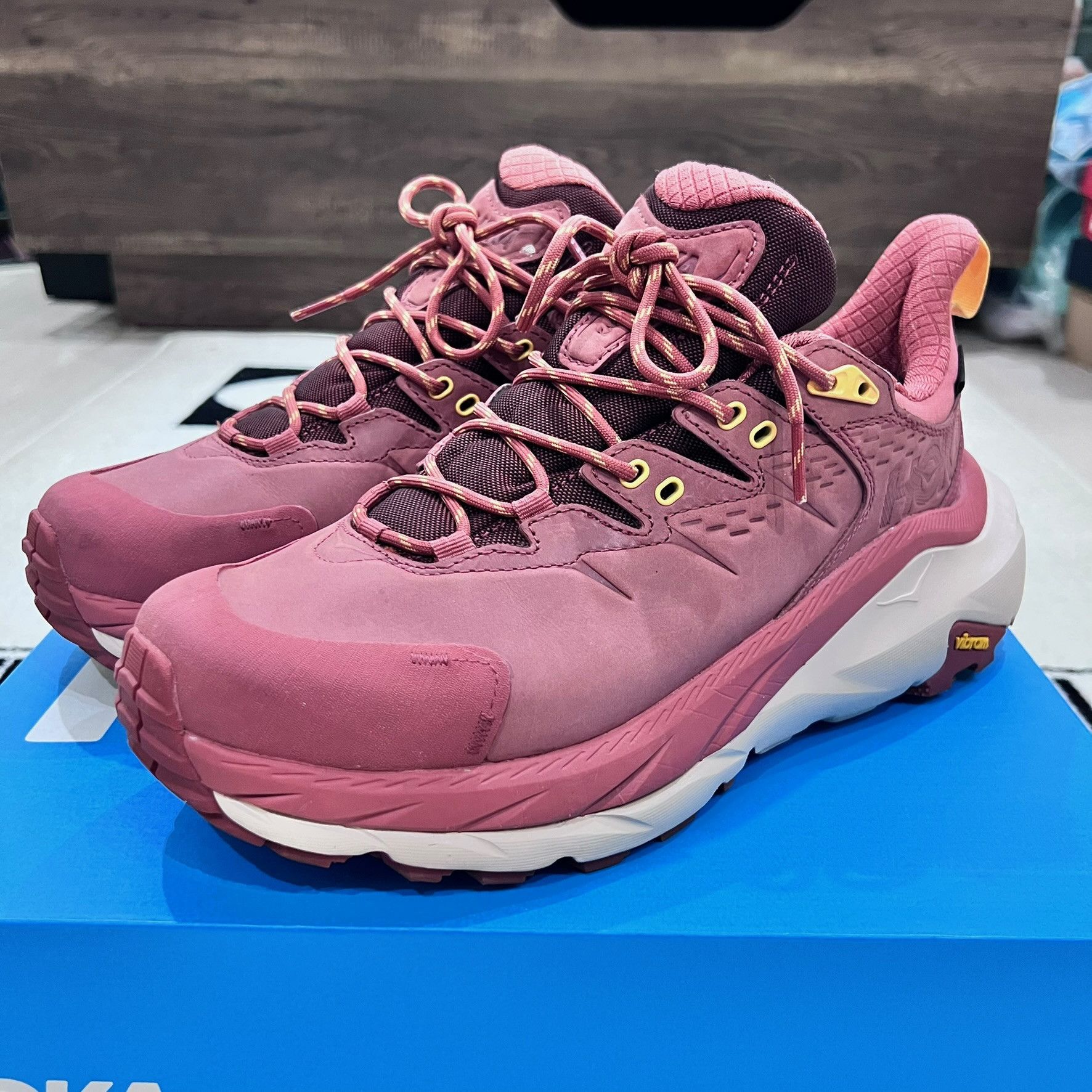 Hoka Hoka Kaha 2 Low Gore-Tex Waterproof Trail Running Shoes Size US 9.5 / EU 42-43 - 1 Thumbnail
