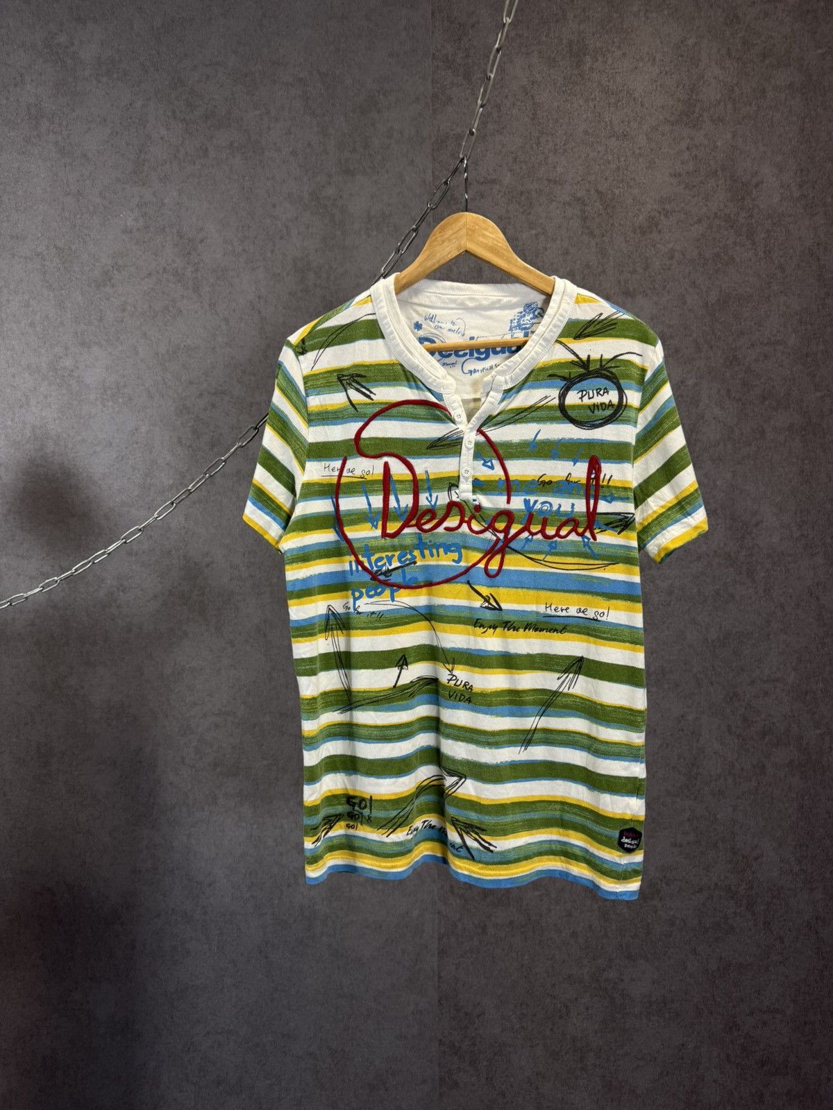 Desigual Desigual designer art crazy tee Size US L / EU 52-54 / 3 - 1 Thumbnail