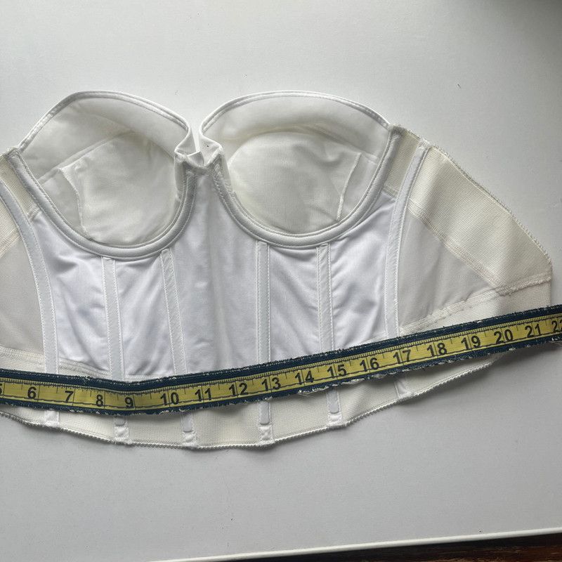 Other Wonderbra Women's White Satin Corset-Style Bustier 90C/34C Size ONE SIZE - 7 Thumbnail