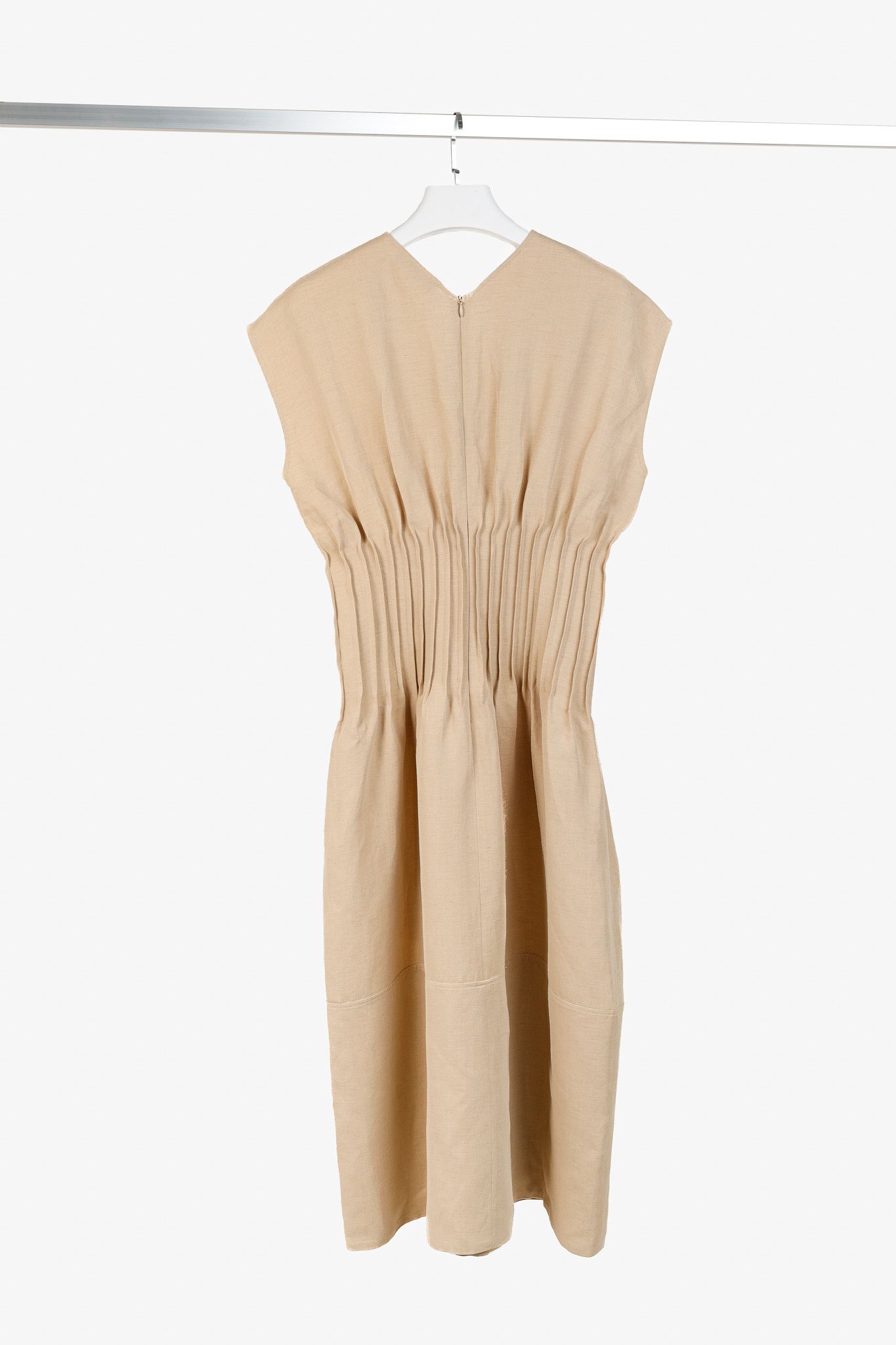 Fabiana Filippi Fabiana Filippi Cinched Pintucked Linen Twill Midi Dress Size S / US 4 / IT 40 - 2 Thumbnail