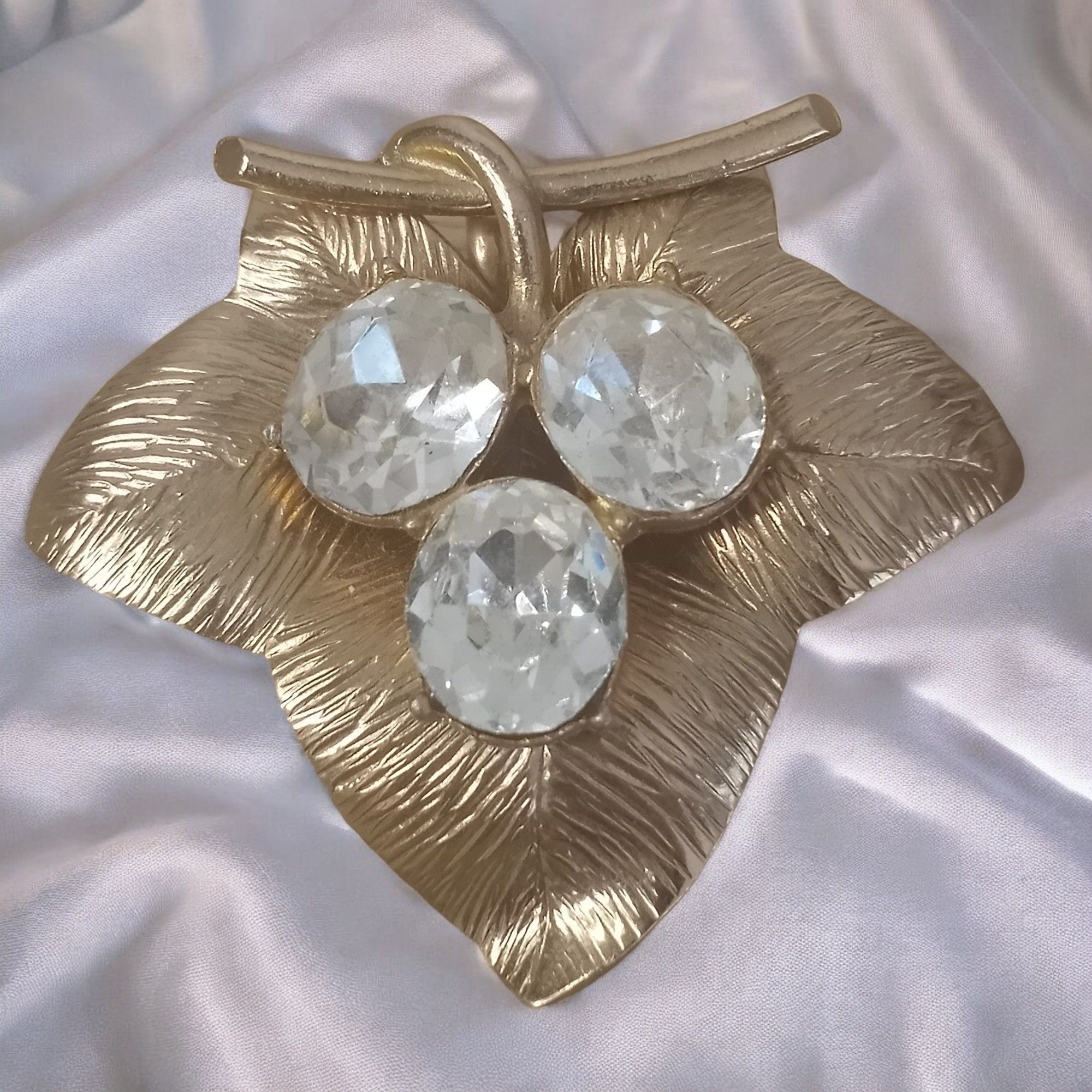 Other Gold Leaf Brooch and Pendant Size ONE SIZE - 1 Thumbnail