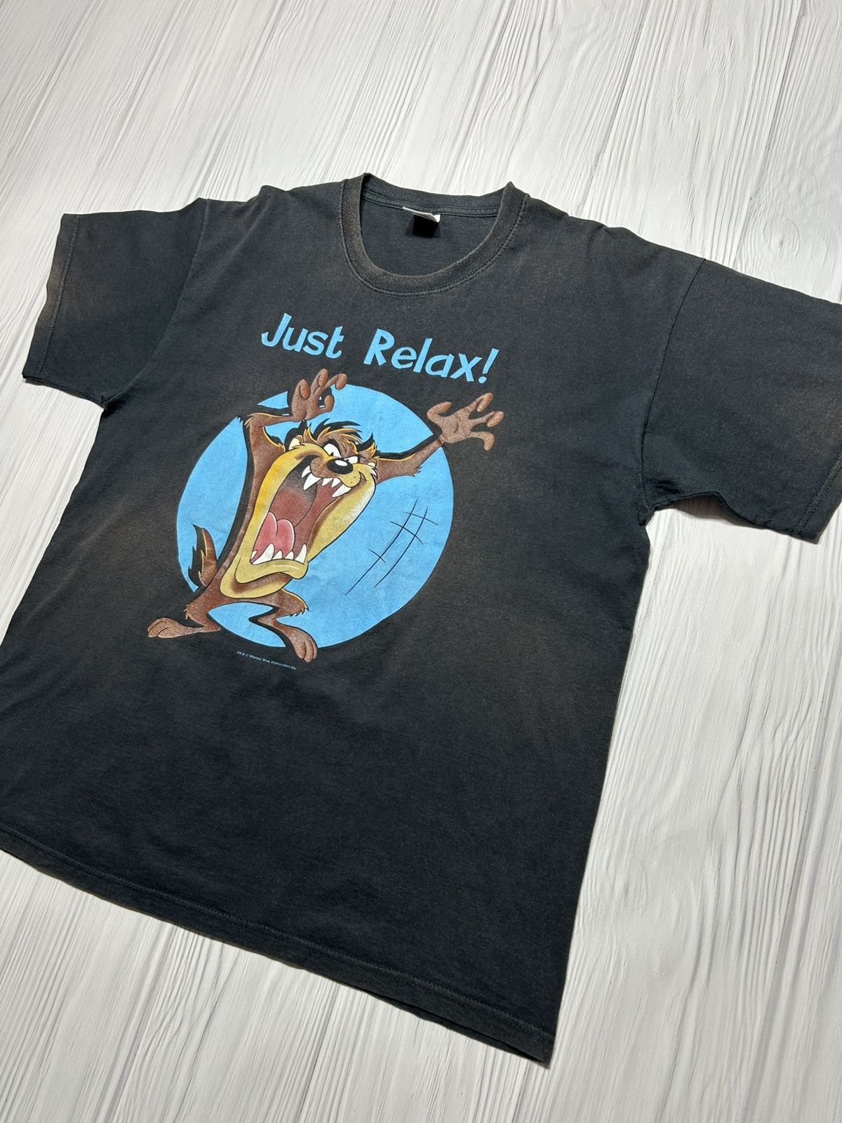 Vintage Vintage Tasmanian Devil Taz Looney Tunes T-Shirt Size XL Size US XL / EU 56 / 4 - 2 Thumbnail