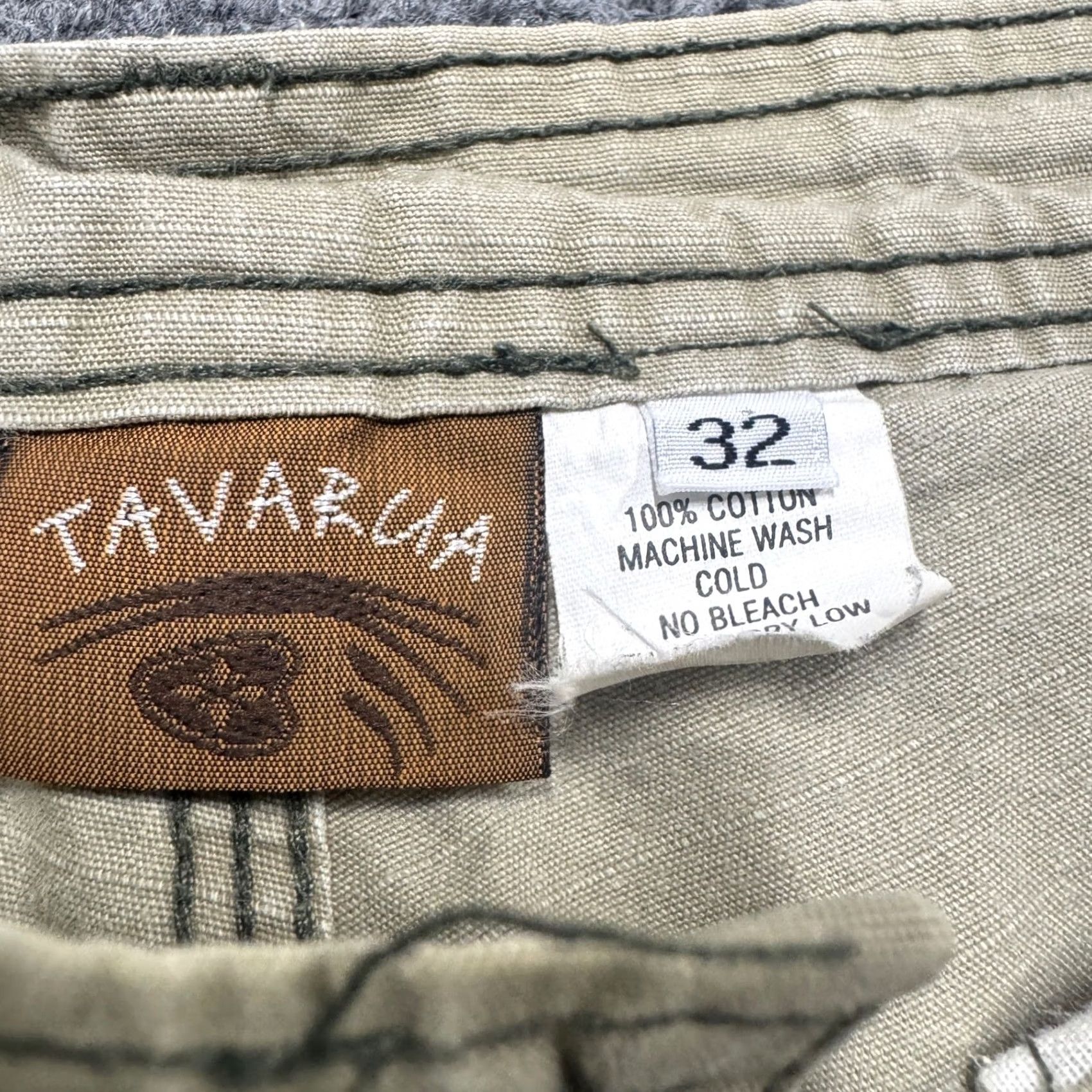 Vintage Tavarua Cargo Shorts Men 32 Surfer 100% Cotton 6 Pocket Beige Cream Y2K Size US 32 / EU 48 - 3 Thumbnail