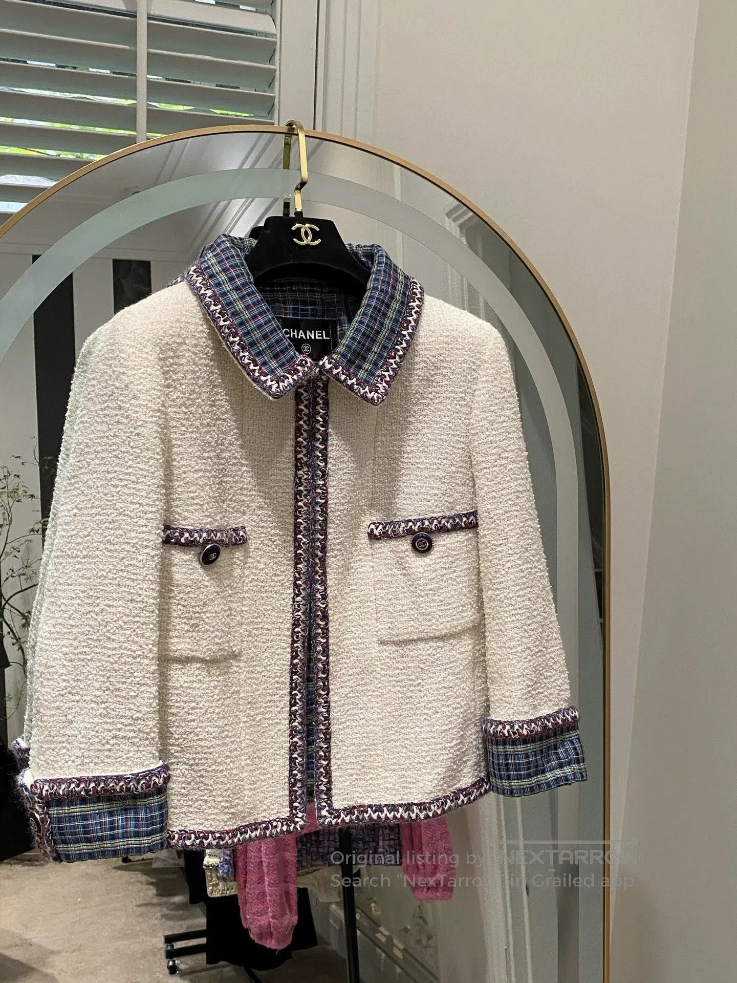 Chanel Chanel 2020 Station Series White Coat FR38. Size US S / EU 44-46 / 1 - 1 Thumbnail