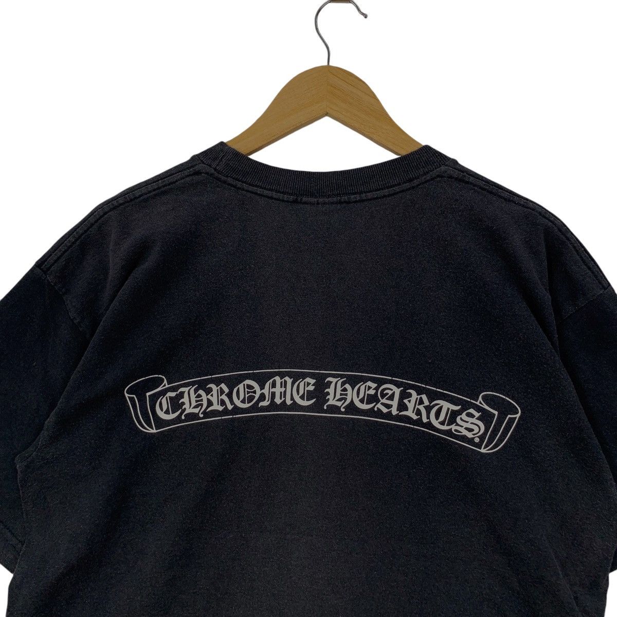 Chrome Hearts Vintage CHROME HEARTS SWORD Sun Faded THRASHED Tee Shirt Size US L / EU 52-54 / 3 - 8 Thumbnail